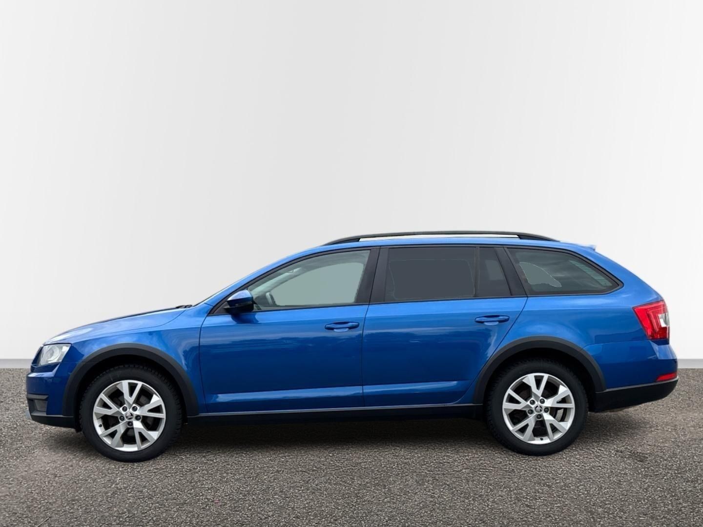 Škoda Octavia, 2.0 TDI / 110 kW Scout - fotka 3