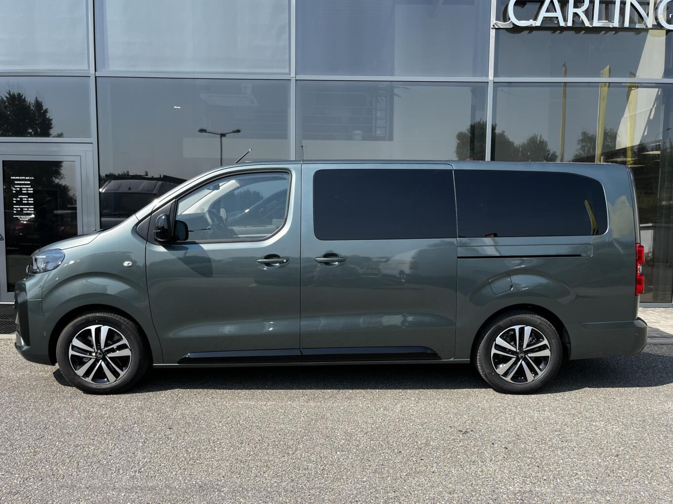 Citroën SpaceTourer, SHINE L3 2.2 BlueHDi 180 S&S E - fotka 3