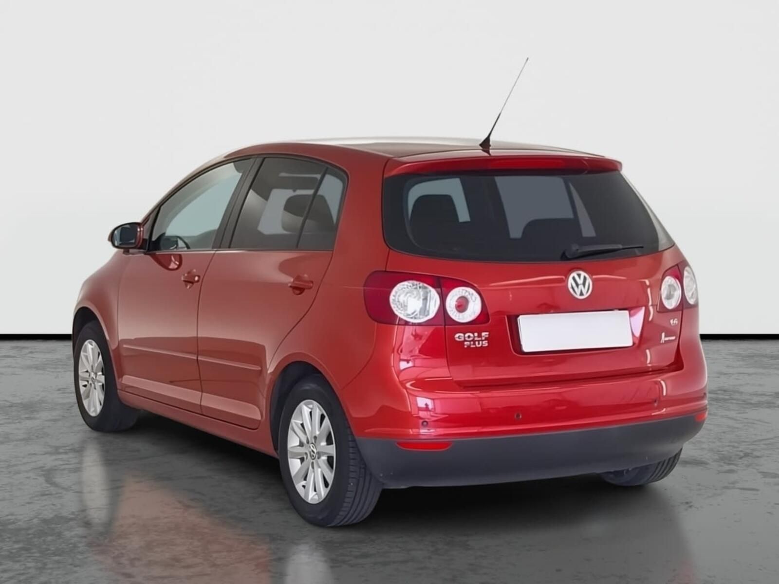 Volkswagen Golf Plus, 1.6, po STK, Automatická klima - fotka 4