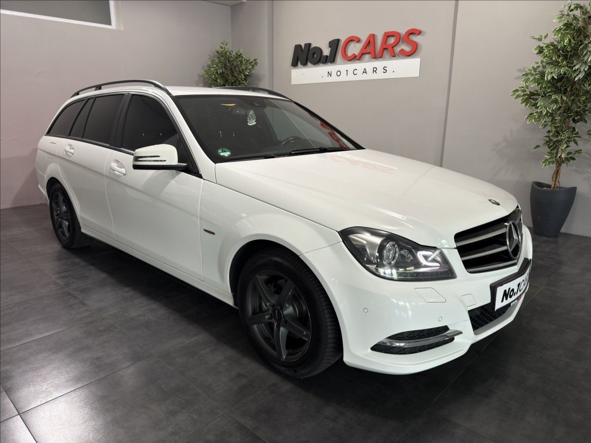 Mercedes-Benz Třídy C, 2,2   250CDI 4MATIC AVANTGARDE - fotka 2