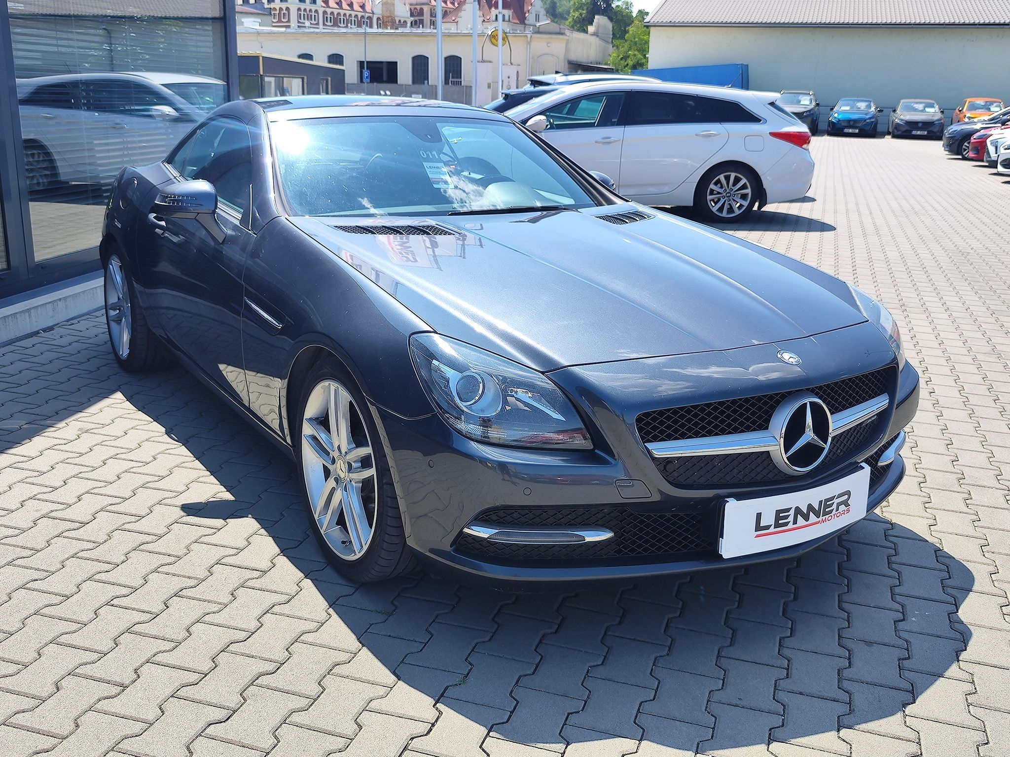 Mercedes-Benz SLK, 250 CDI/150kW AMG55 Cabrio - fotka 5