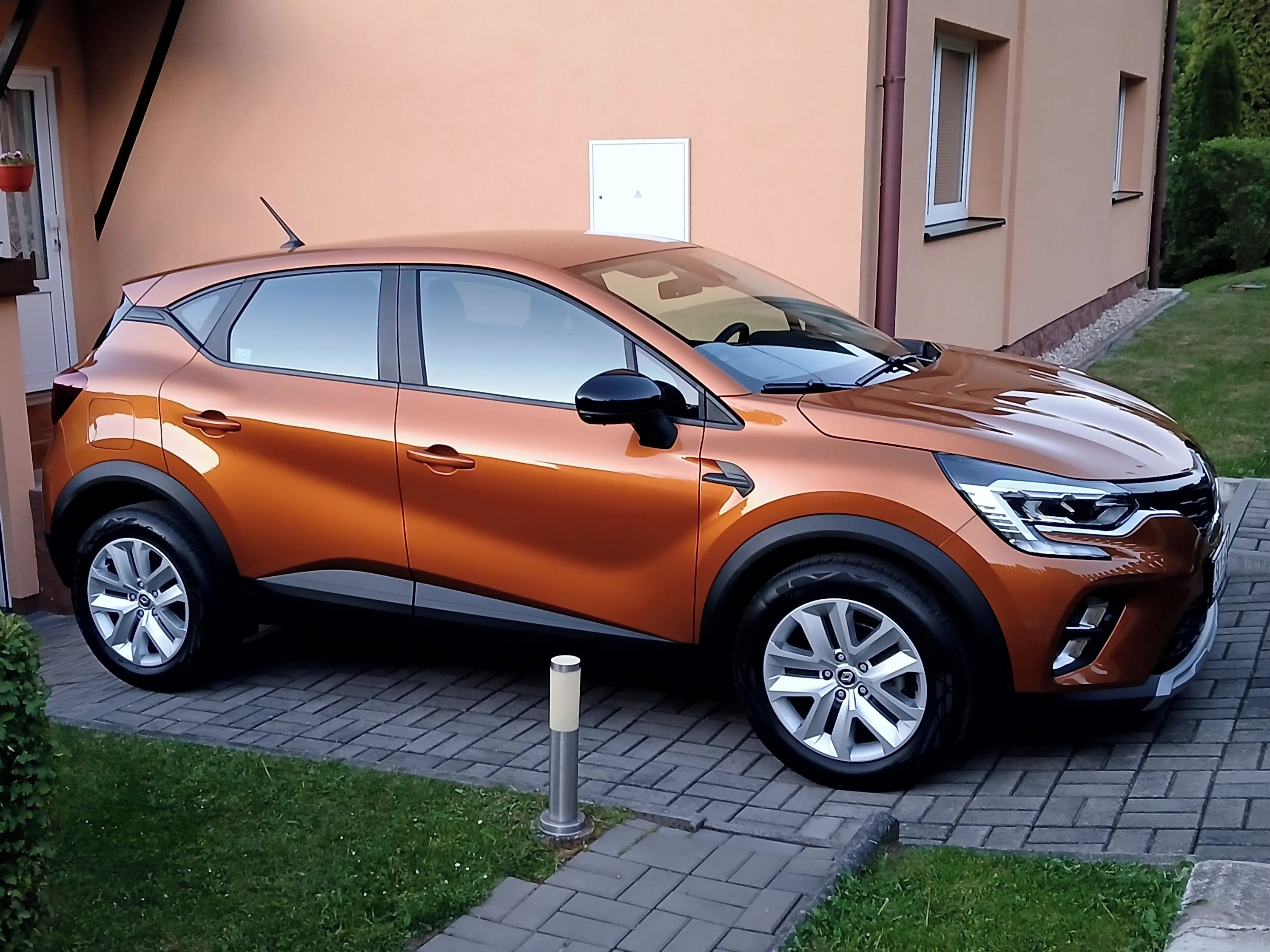 Renault Captur - fotka 2