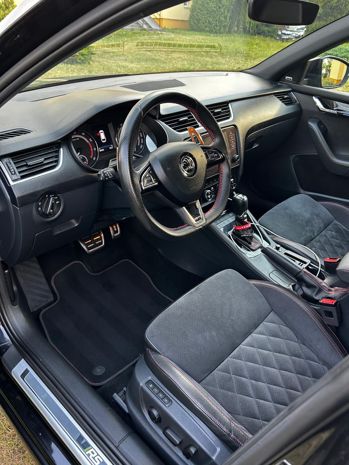 Škoda Octavia - fotka 2