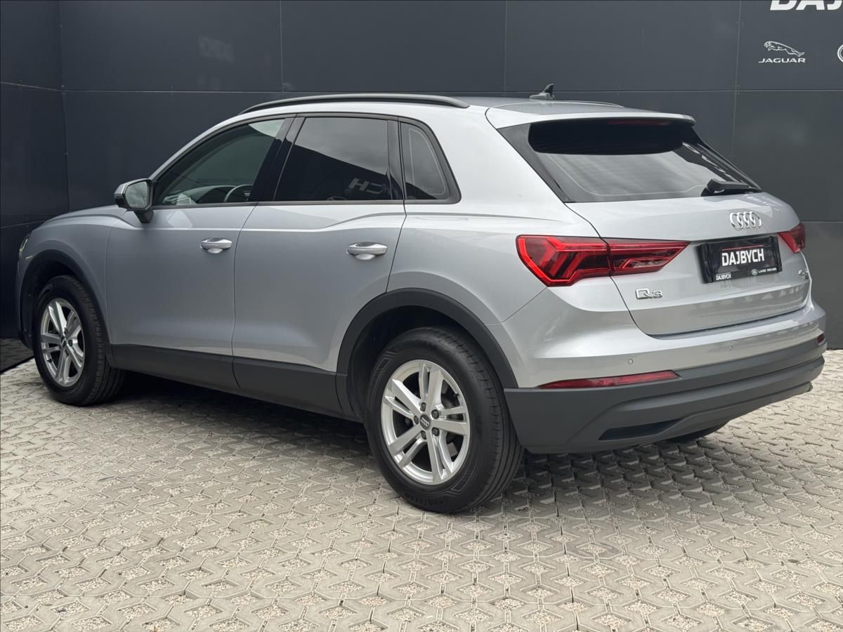 Audi Q3, 2,0 40TDI quattro S tronic DPH - fotka 6