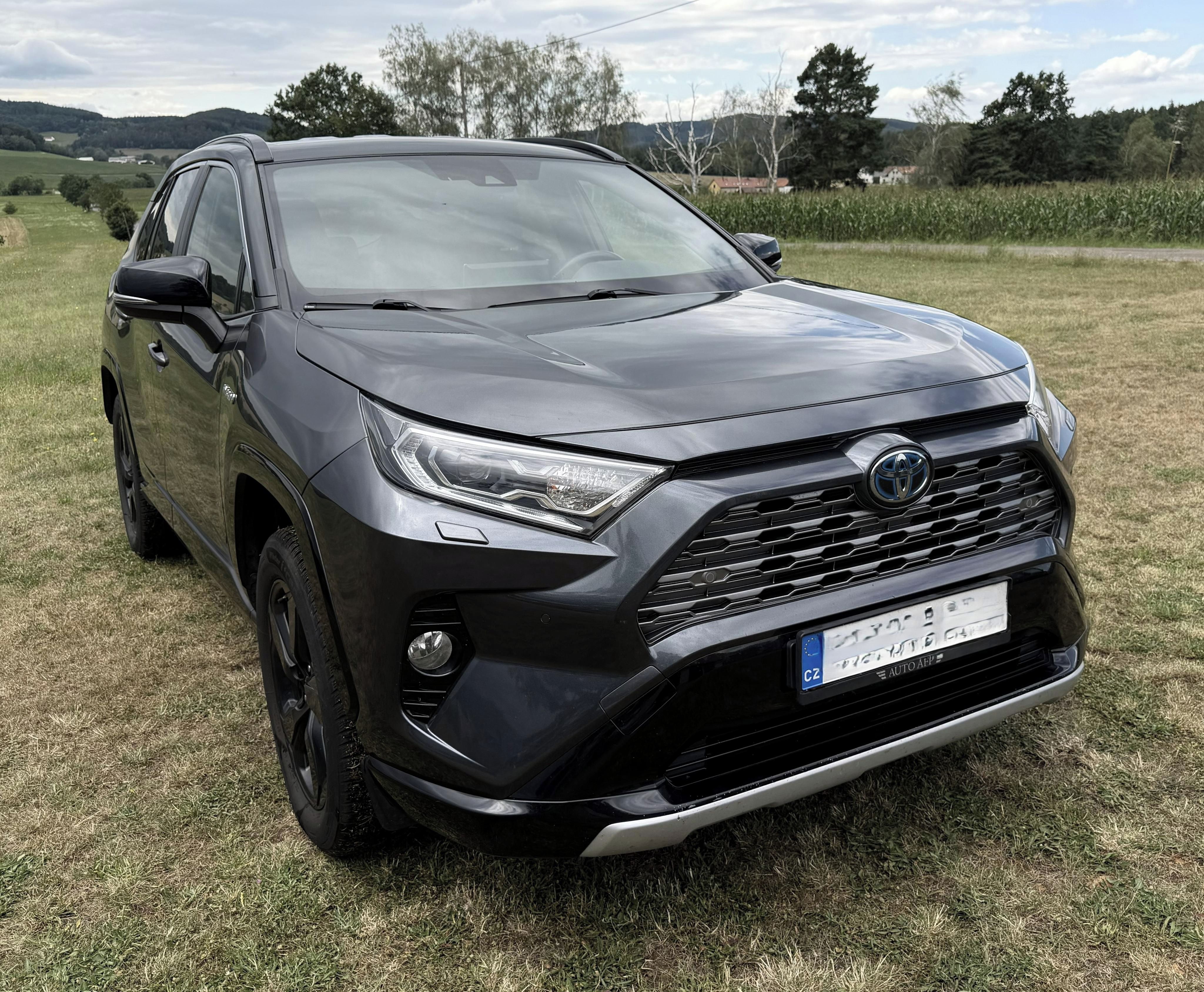Toyota Rav4, 2,5 Hybrid, 1. maj. ČR