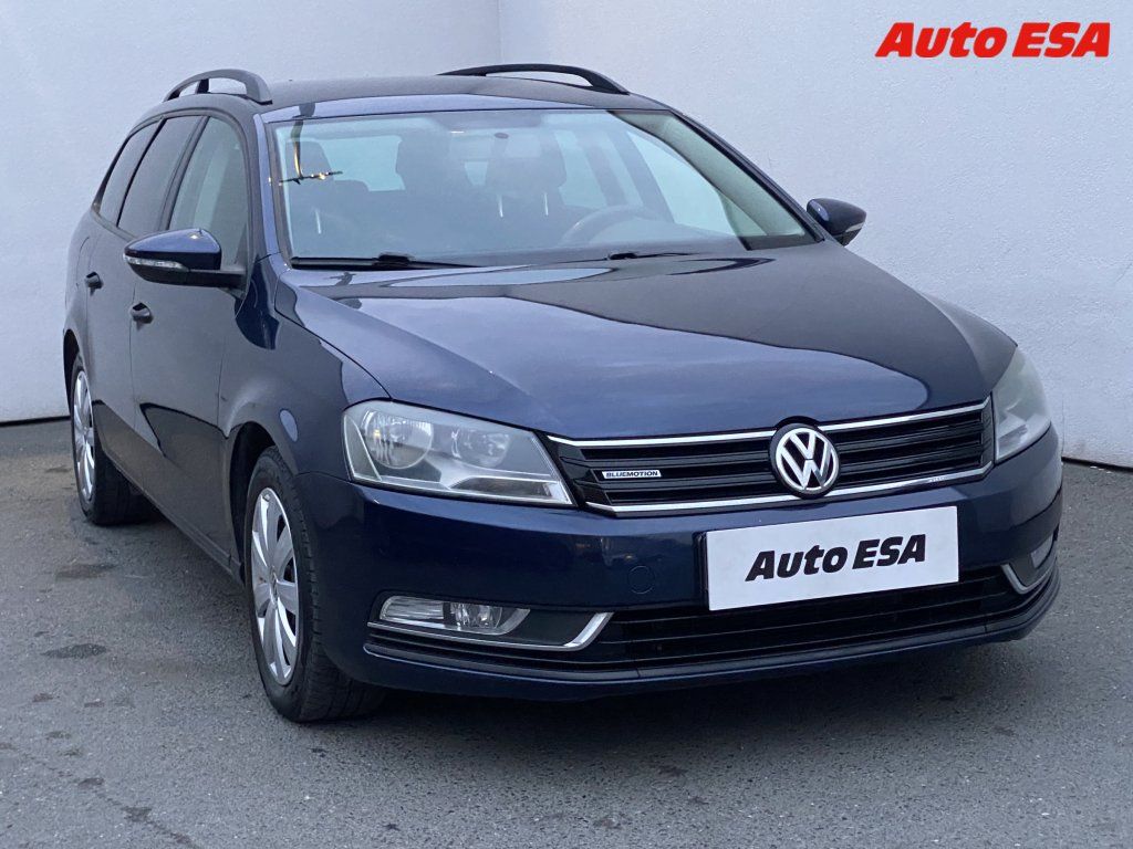 Volkswagen Passat, 1.6 TDi,AC,výhřev sed