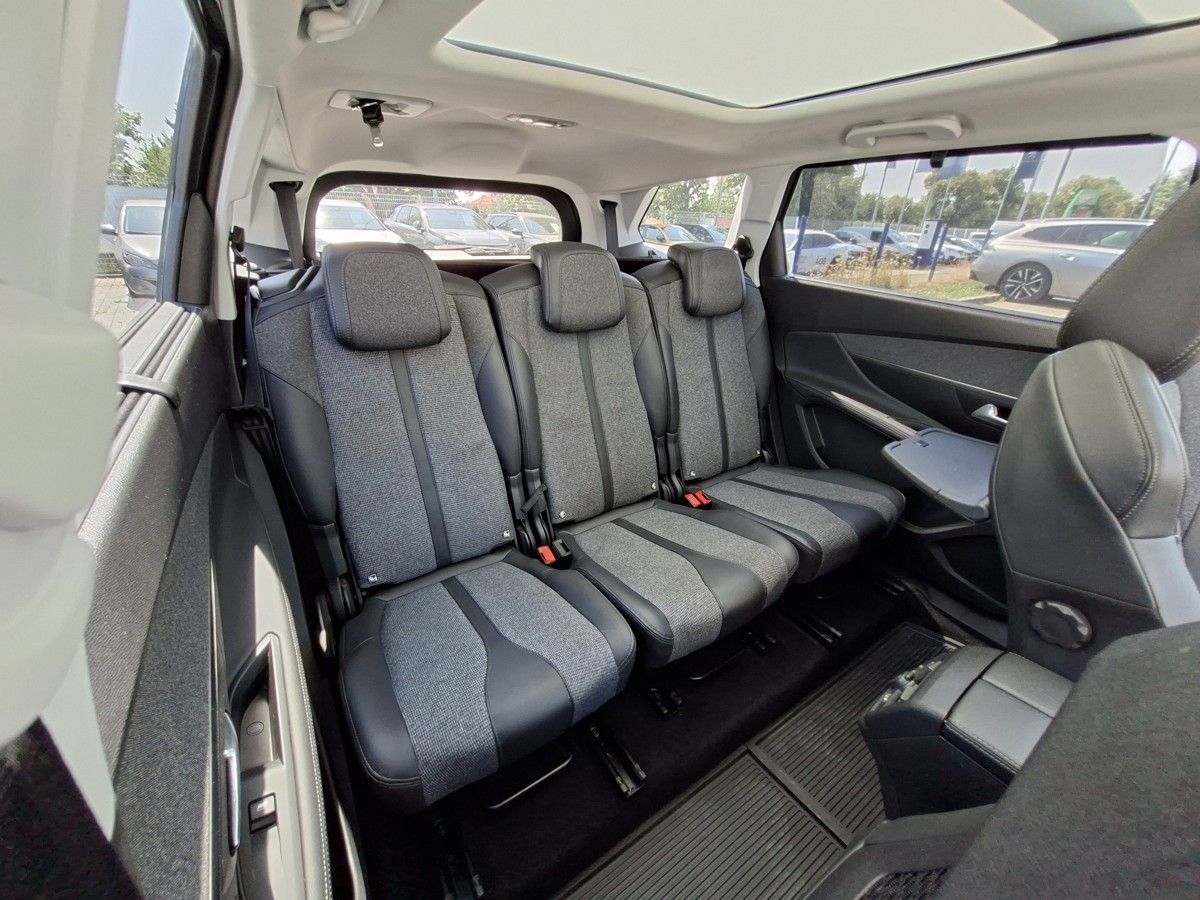 Peugeot 5008, ALLURE 1.5 BHDi 130k M6 - fotka 5