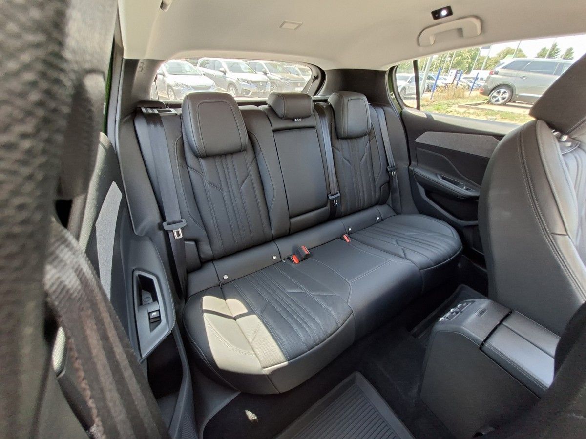 Peugeot 308, ALLURE 1.2 PT 130k M6 - fotka 6
