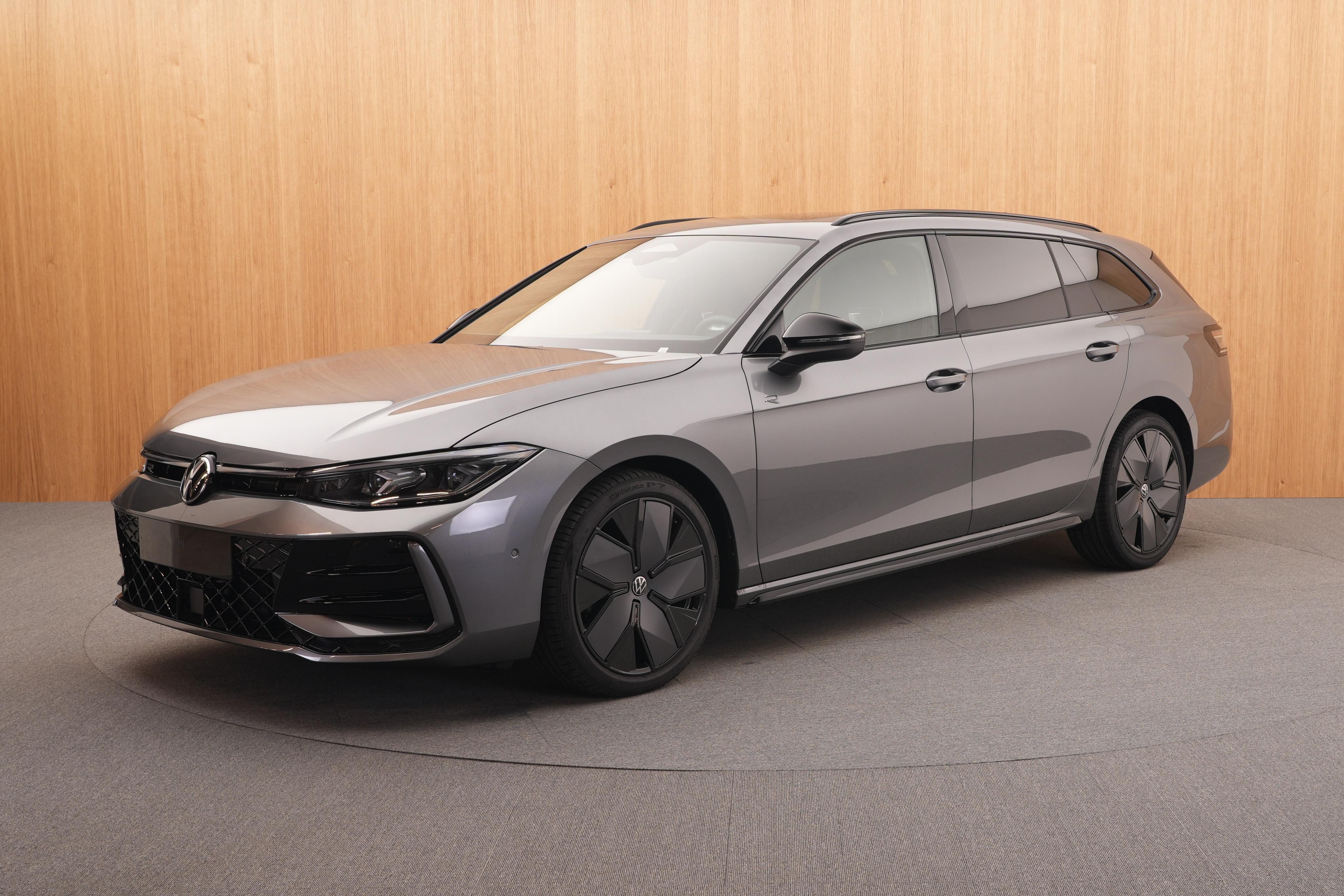 Volkswagen Passat, R-Line People 2.0 TDI DSG