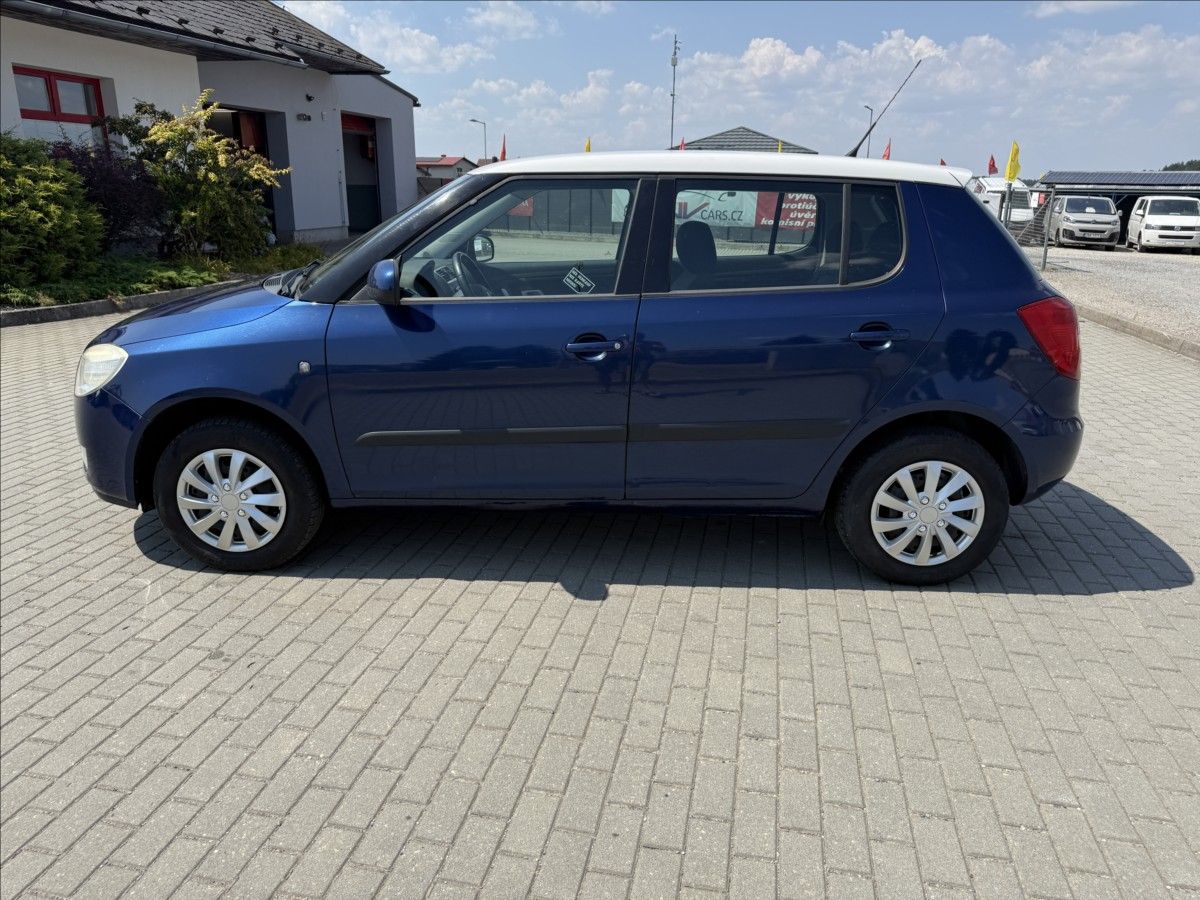 Škoda Fabia, 1,4 i 16v Klima, po STK - fotka 2