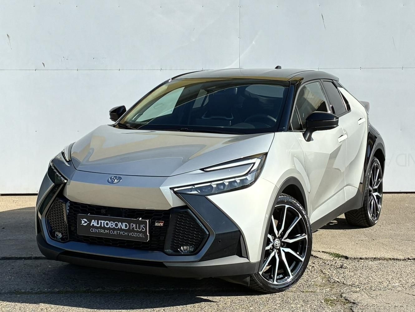 Toyota C-HR, 2.0 PHEV e-CVT GR-Sport Dynami