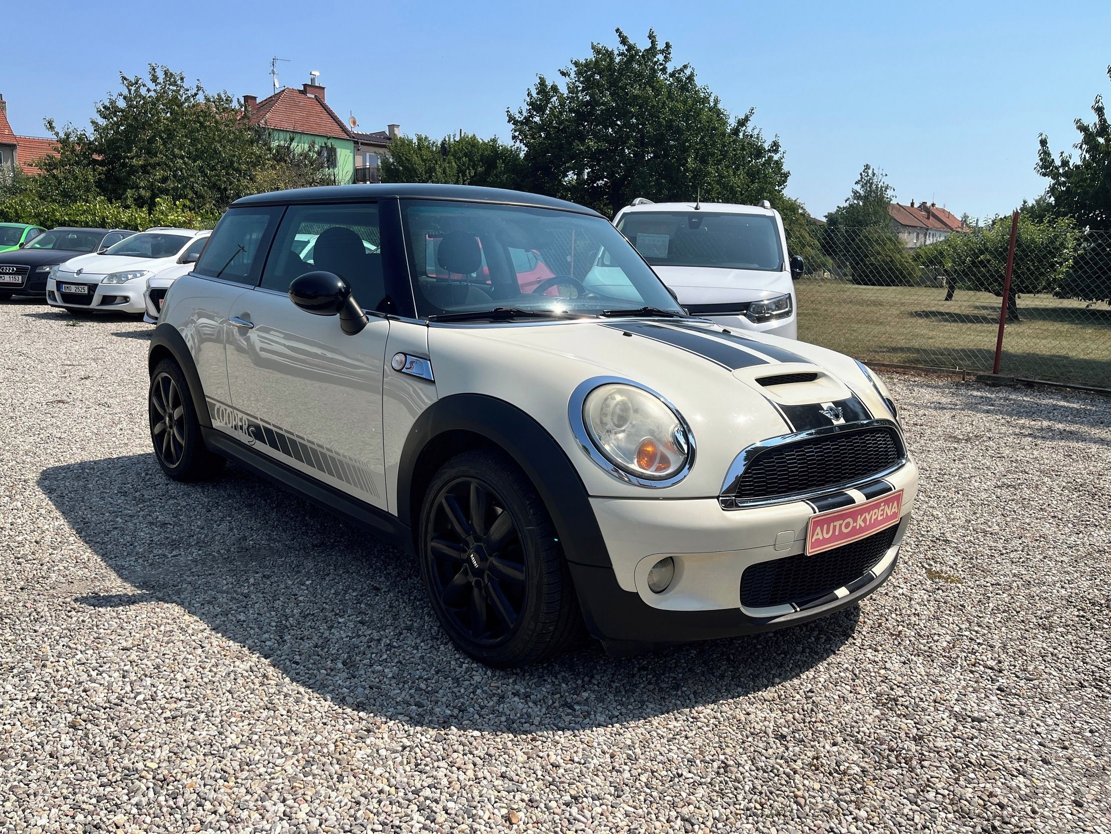 Mini Cooper S, 128kW, STK-07/2028!!! - fotka 5