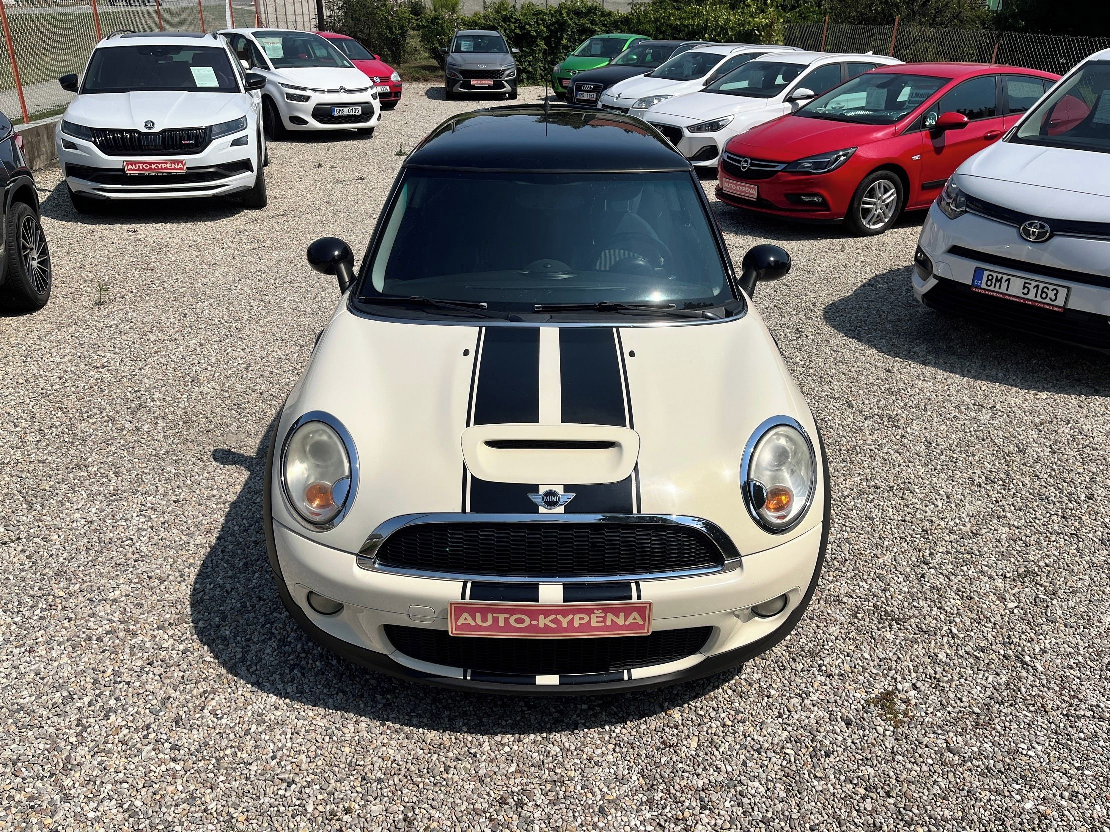 Mini Cooper S, 128kW, STK-07/2028!!! - fotka 4