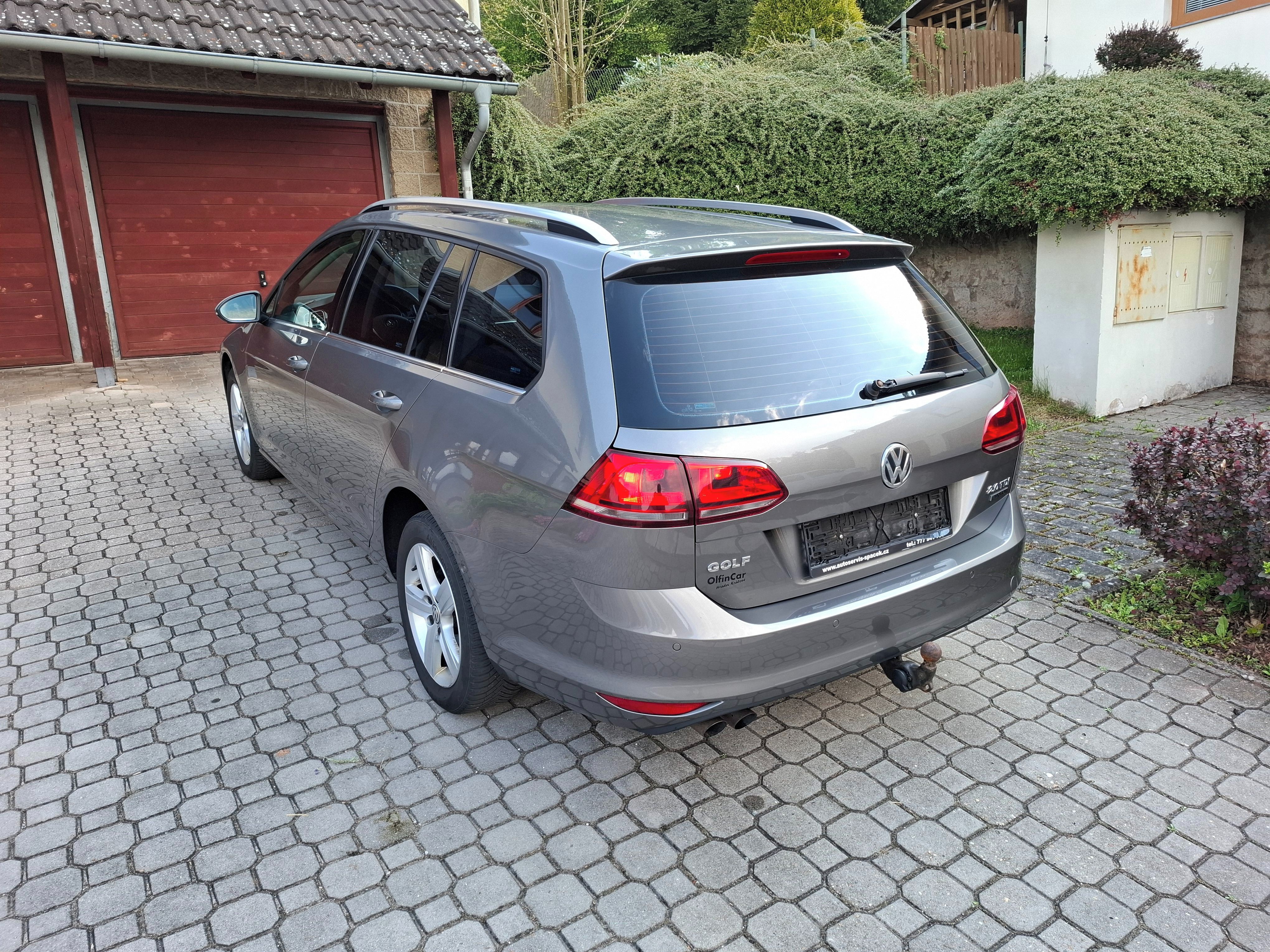Volkswagen Golf, 2.0 tdi 4 motion highline xeno - fotka 2