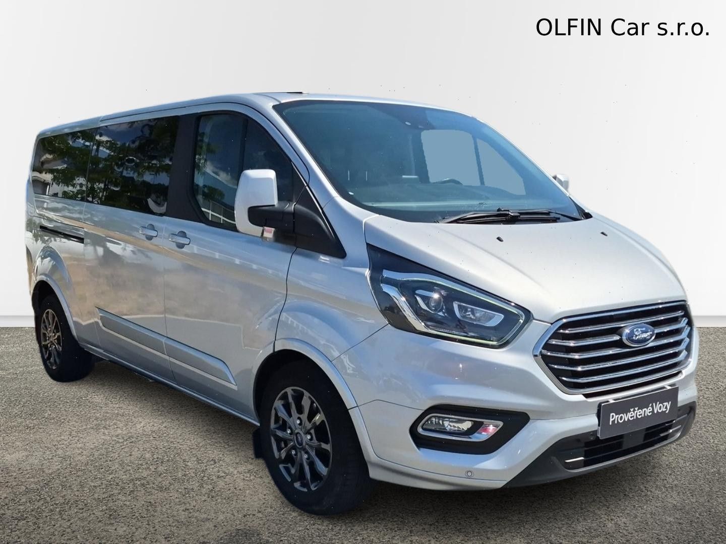Ford Tourneo Custom, Titanium 2.0 EB 136 kW - fotka 4