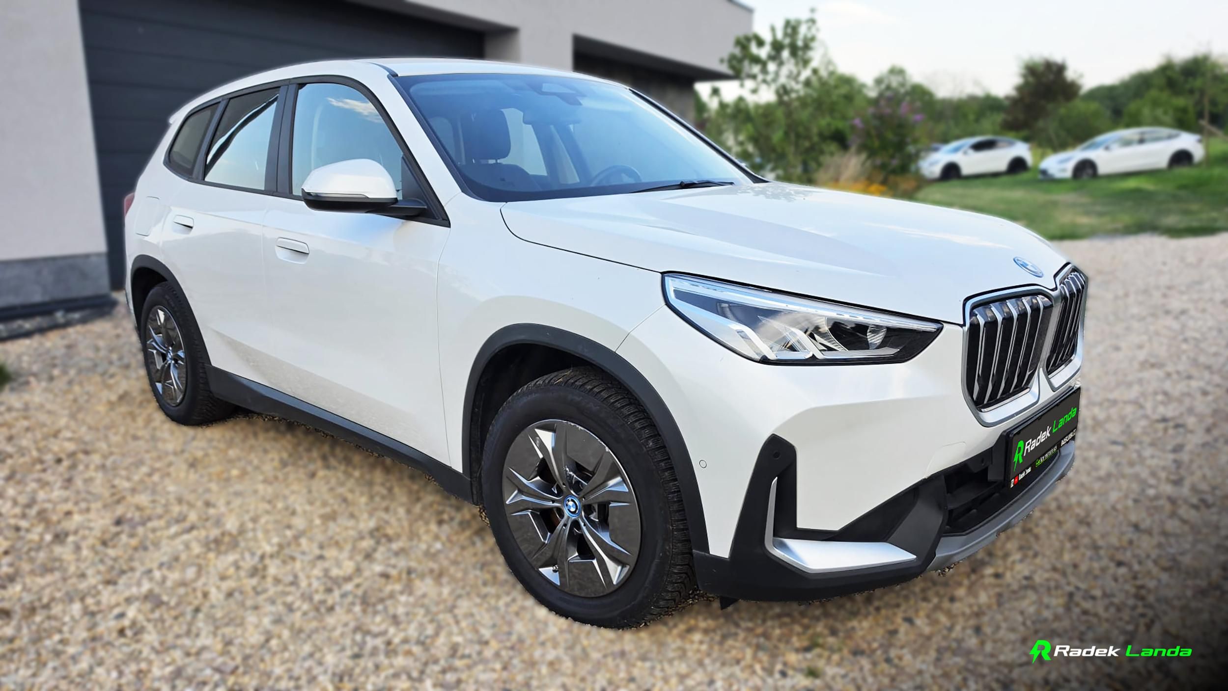 BMW iX1, xDrive30