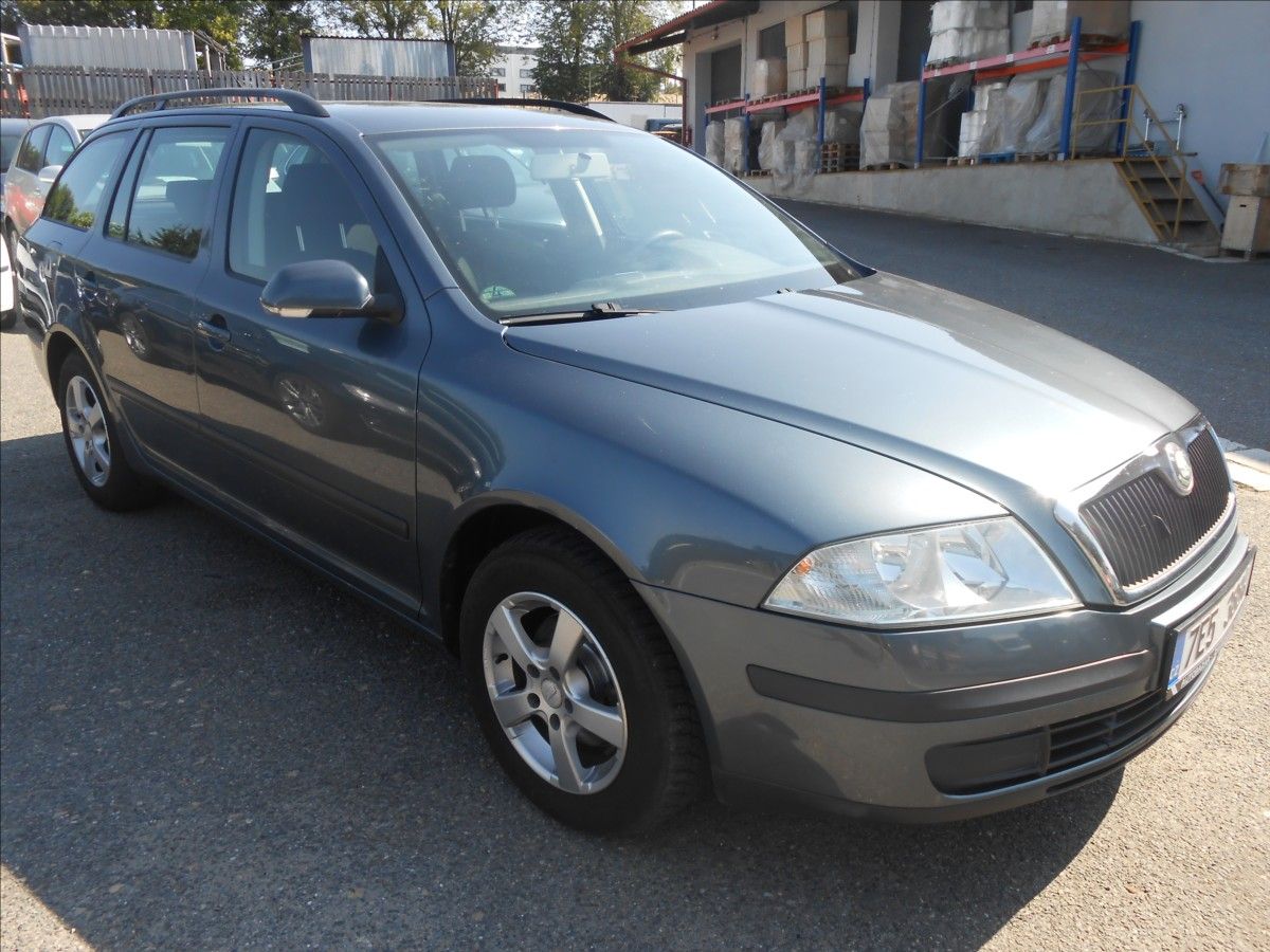 Škoda Octavia, 1,9 TDi 77Kw - fotka 3