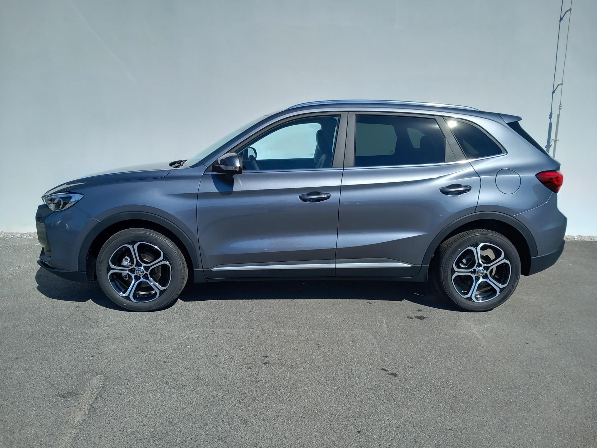 MG ZS, 1.5 VTi / 85 kW ELEGANCE - fotka 3