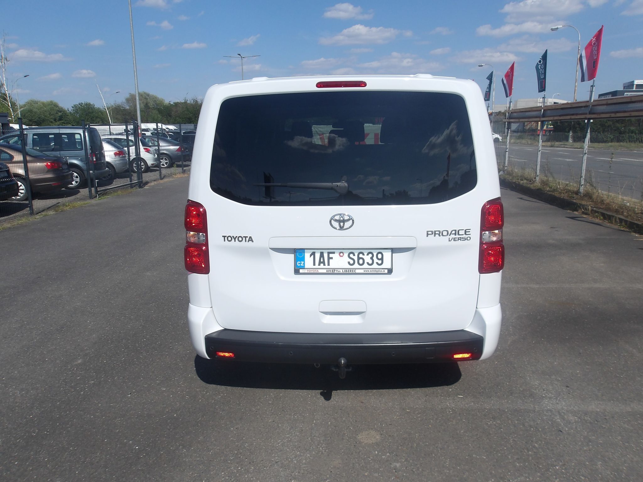 Toyota Proace Verso, 2,0D-4D L2 ČR! I.MAJ! ZÁRUKA! - fotka 4