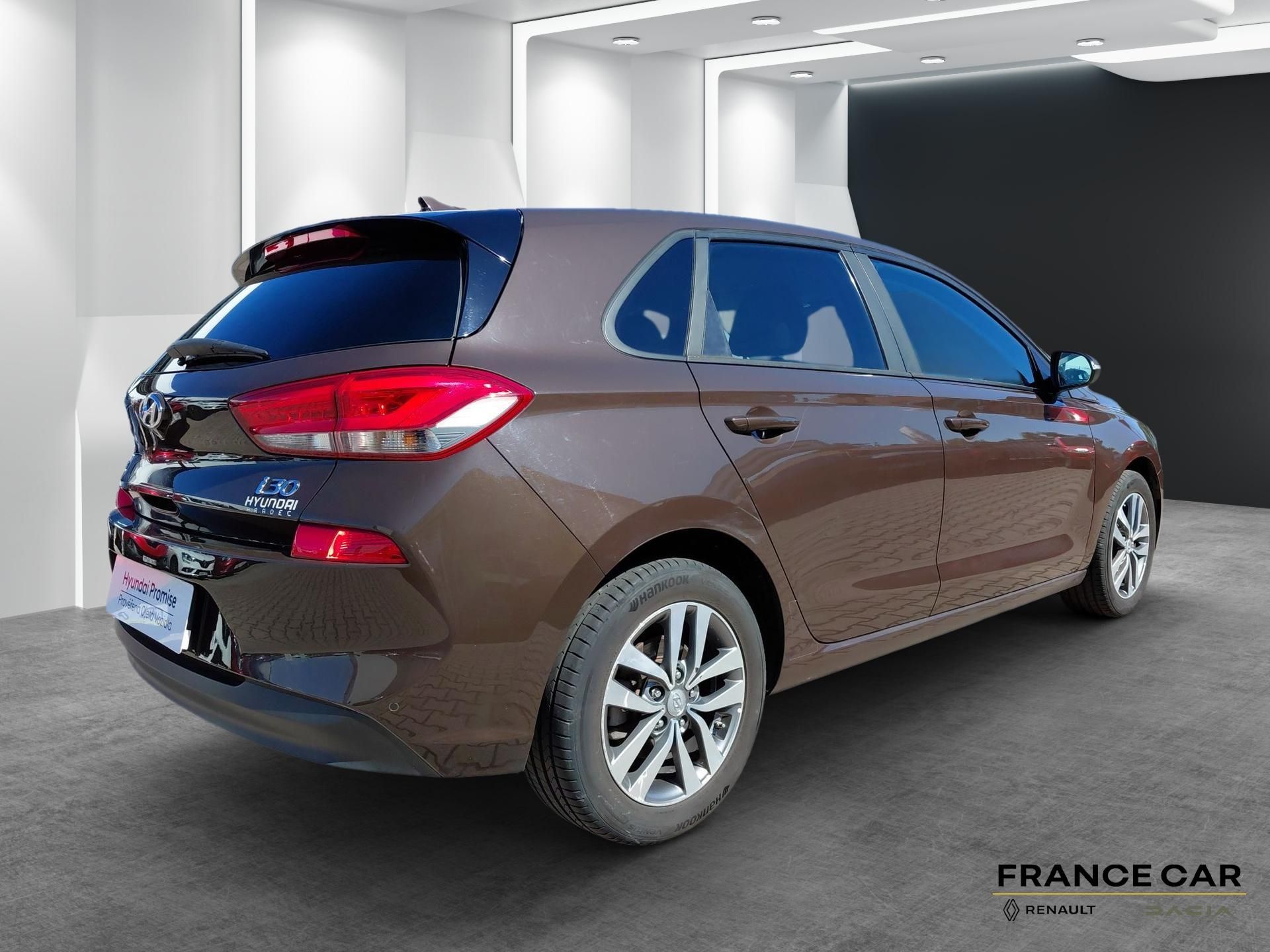 Hyundai i30, 1,6 CRDi 81 kW STYLE - fotka 5