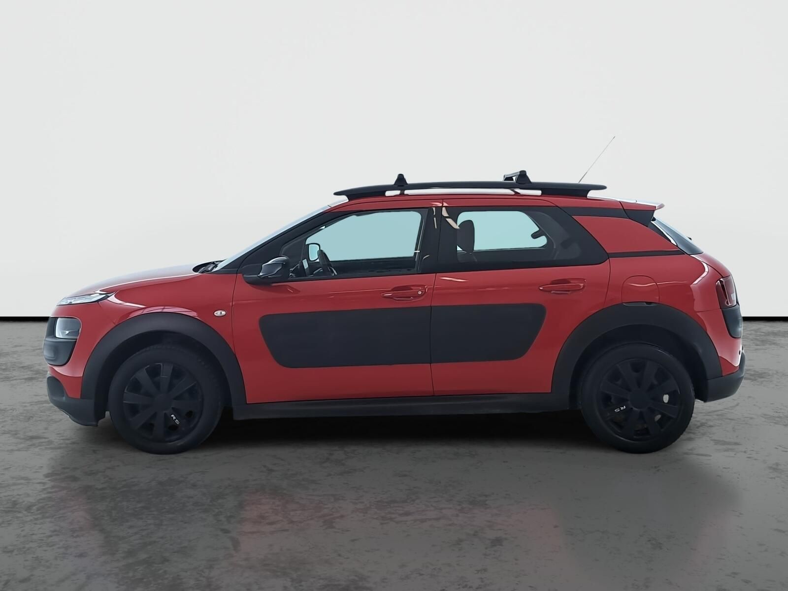 Citroën C4 Cactus, 1.2 PureTech, Tempomat - fotka 3