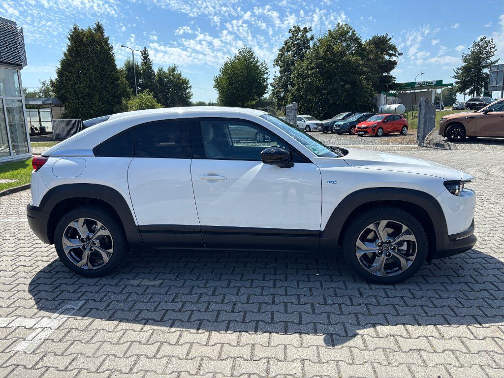 Mazda MX-30, EV 145k  AT  - tovární záruka - fotka 3