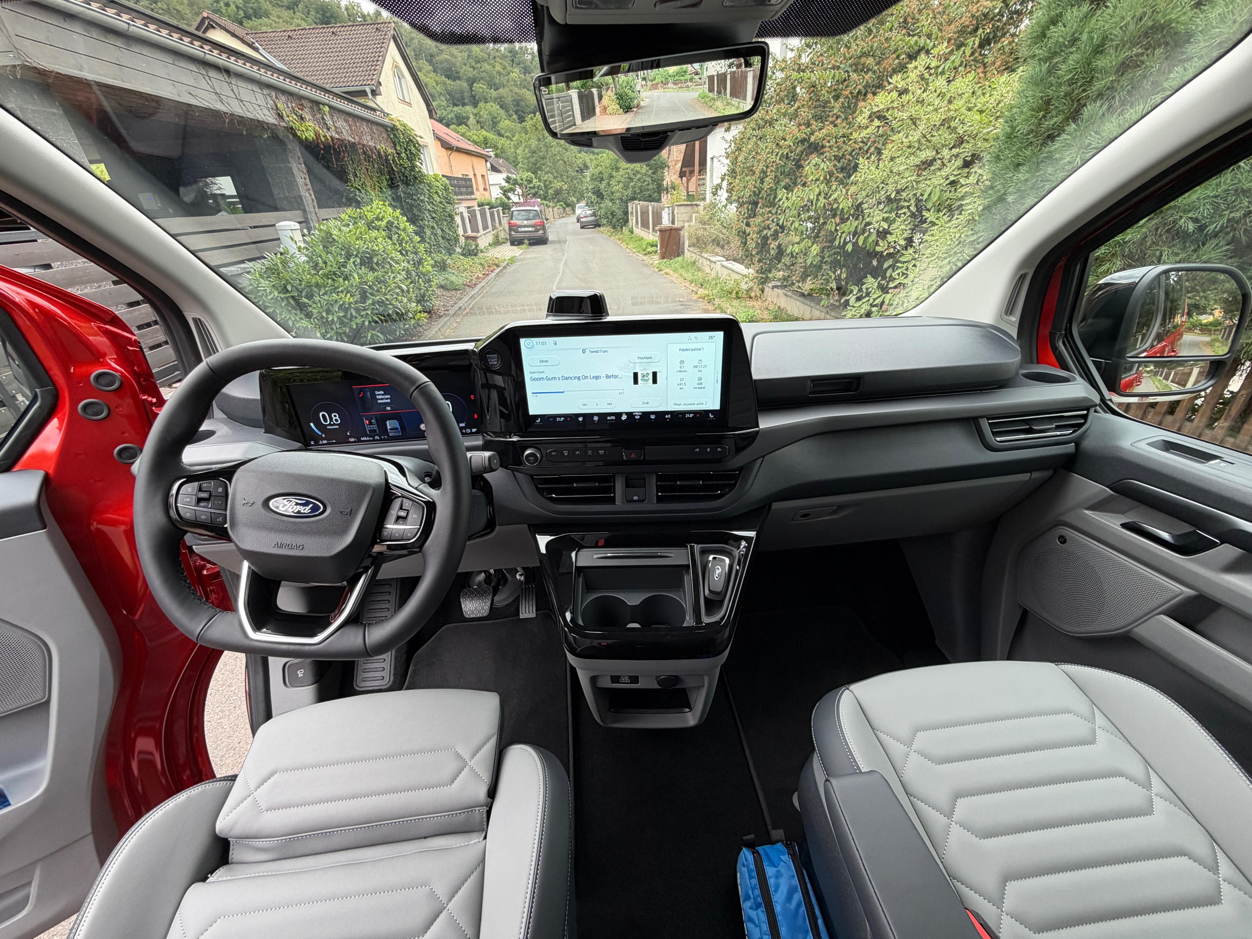 Ford Tourneo Custom, 2,0 - 125kW,Titanium X, 4x4 L2 - fotka 5