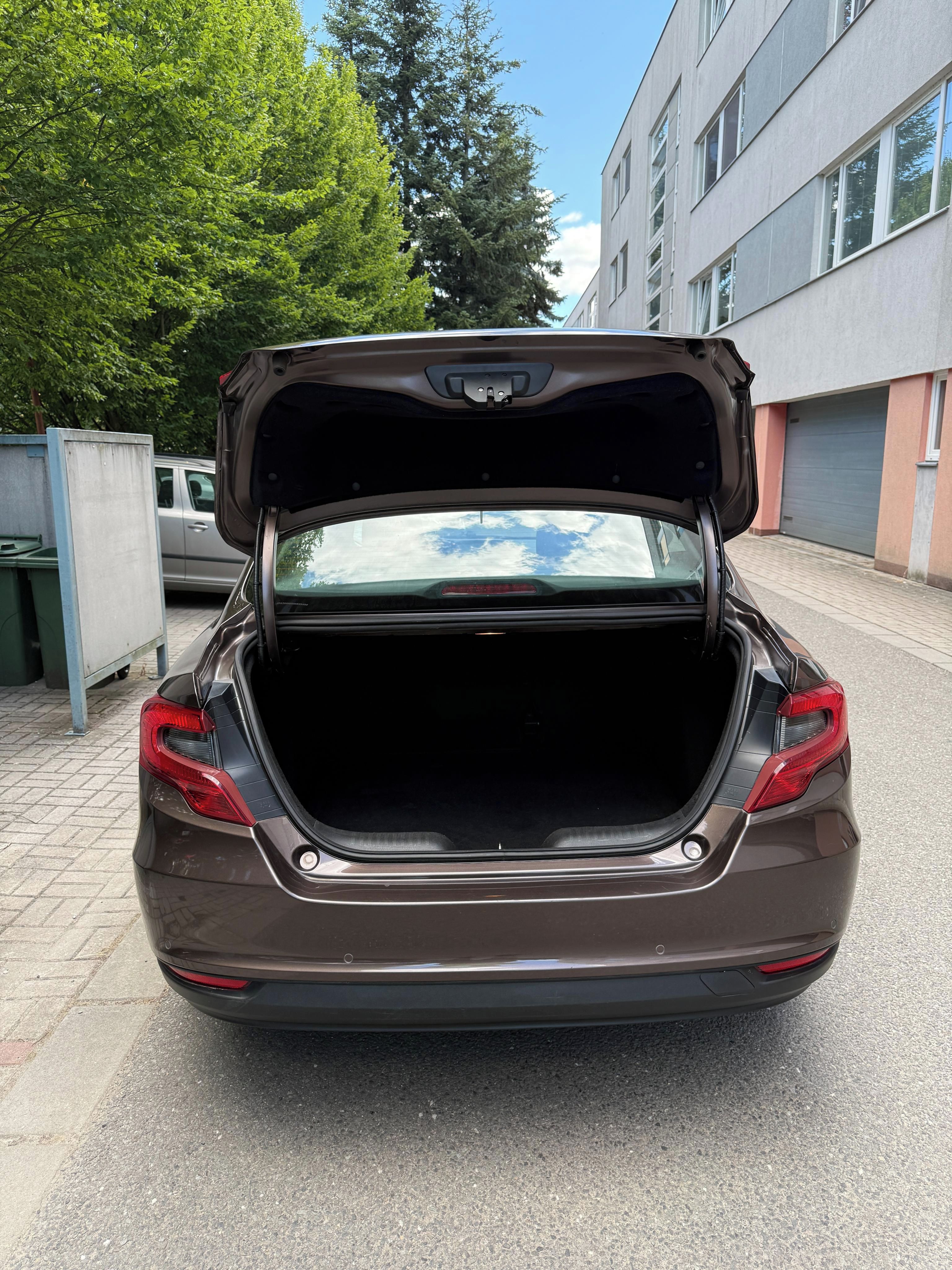 Fiat Tipo, 1.6 MultiJet 88 kW, ČR,1.maj. - fotka 5