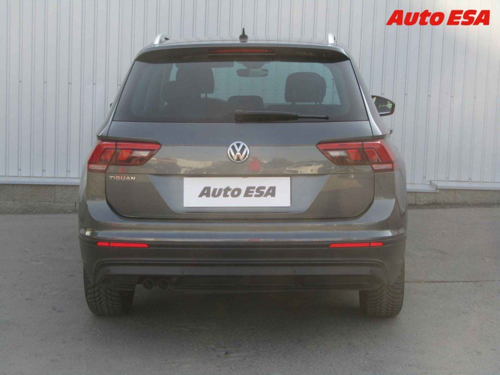 Volkswagen Tiguan, 2.0 TDi - fotka 5