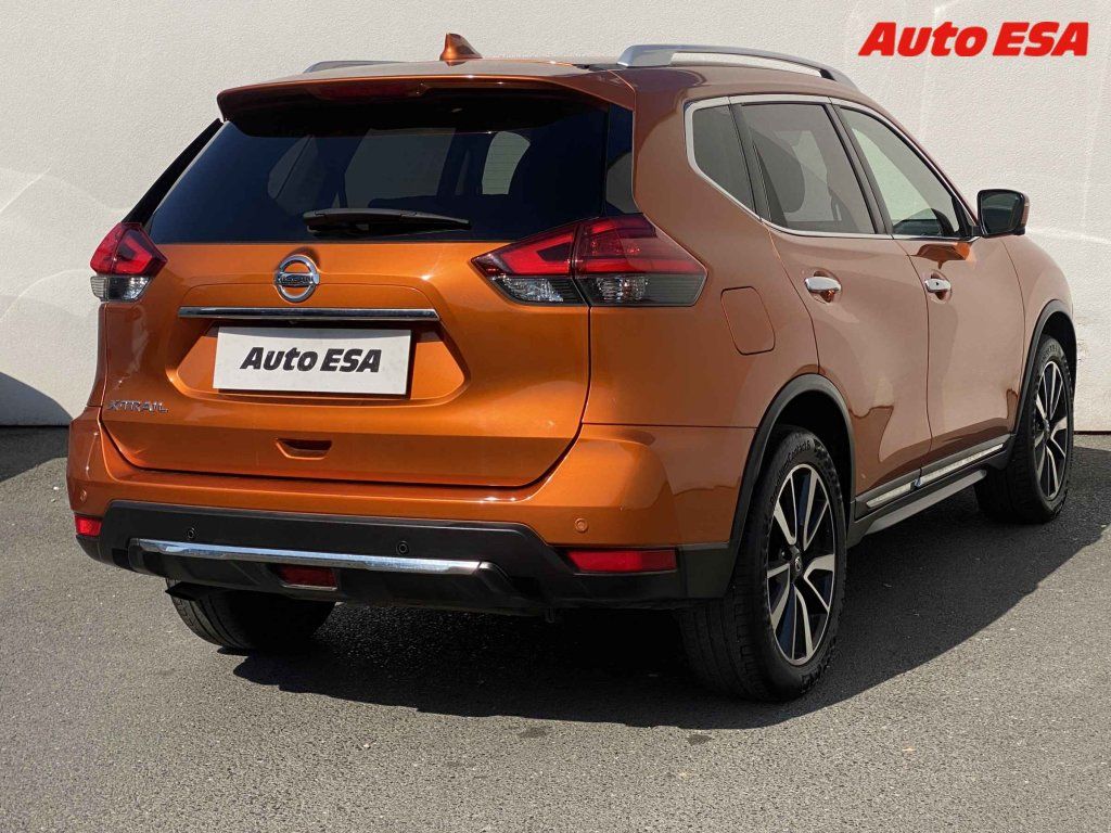 Nissan X-Trail, 2.0 dCi 4x4,navi - fotka 4