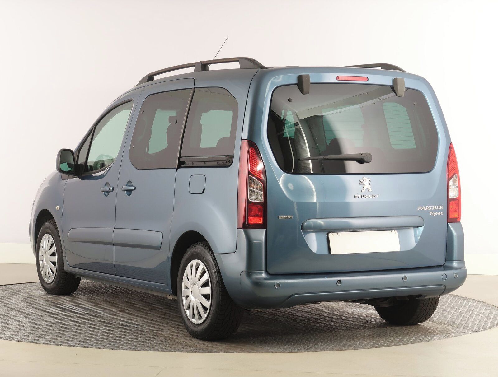 Peugeot Partner, 1.6 BlueHDi, Active, 5Míst - fotka 4