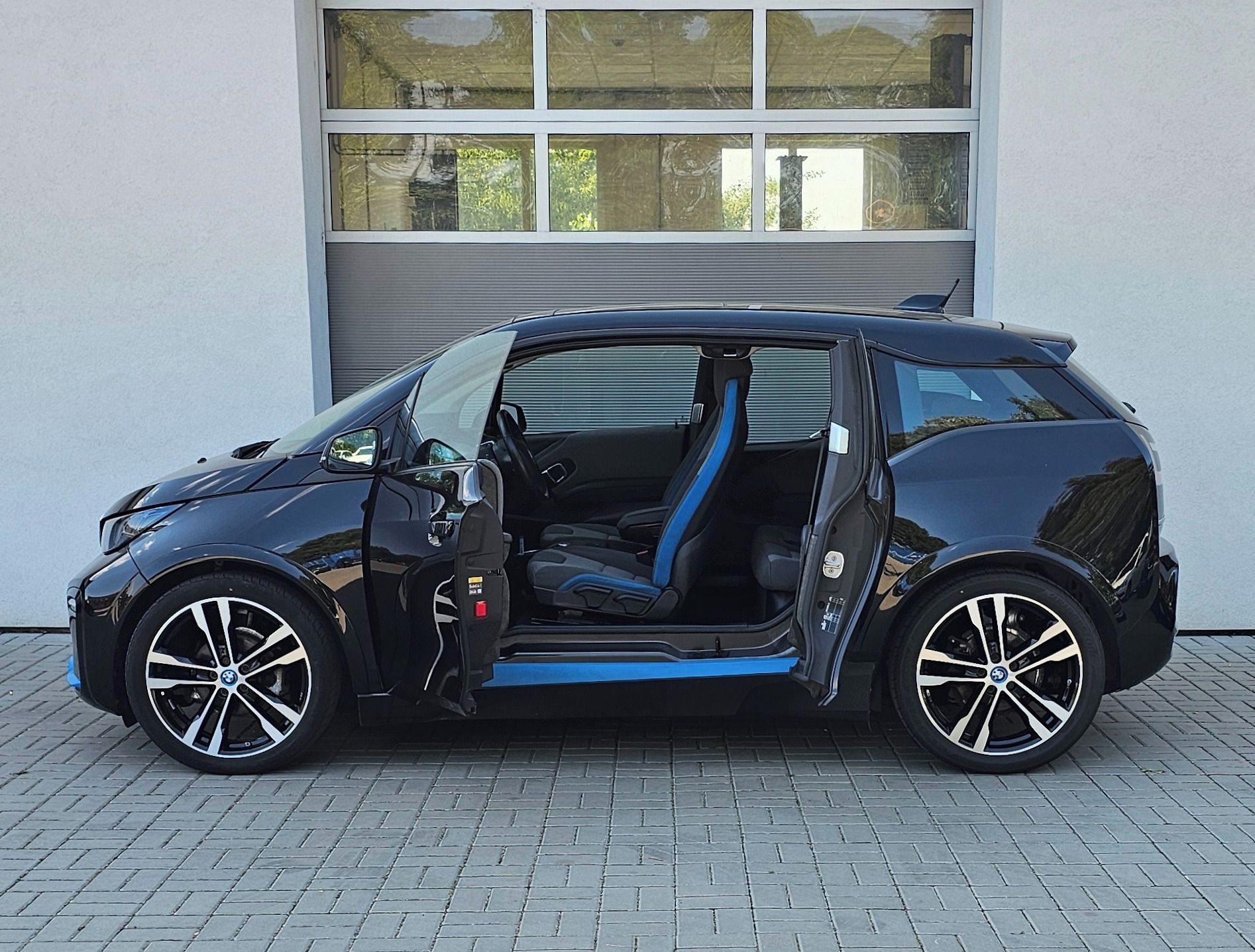 BMW i3, i3S 120Ah SoH 100% - fotka 5