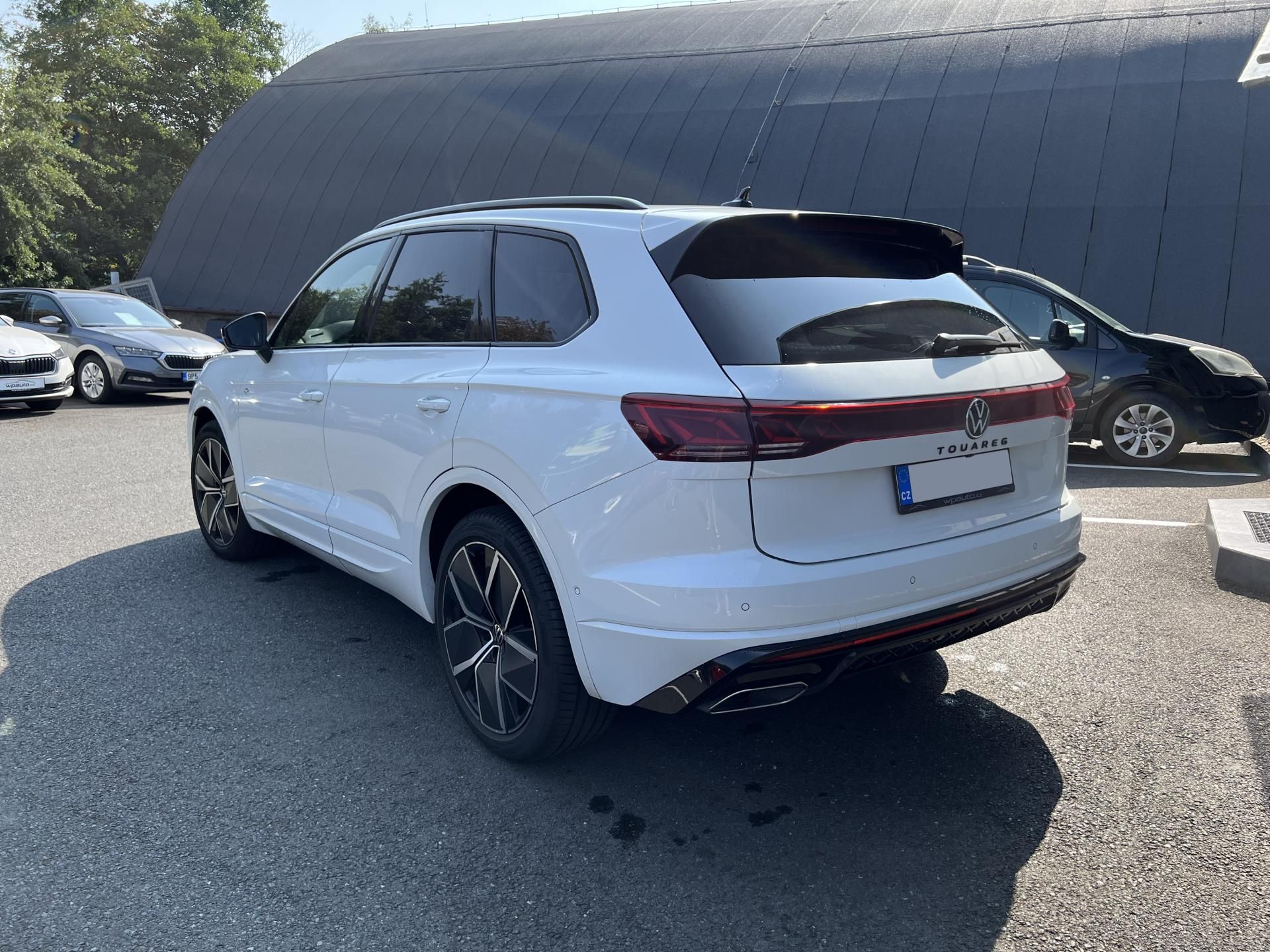 Volkswagen Touareg, 3.0 TDi 210 kW R-LINE 4MOTION - fotka 3
