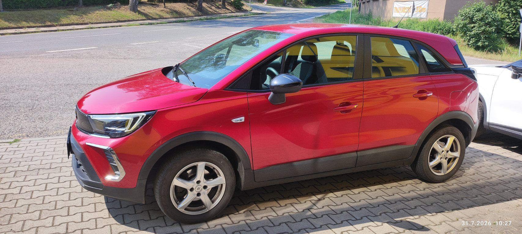 Opel Crossland, 1,2 TURBO 81kW MT6 EDITION ČR - fotka 3