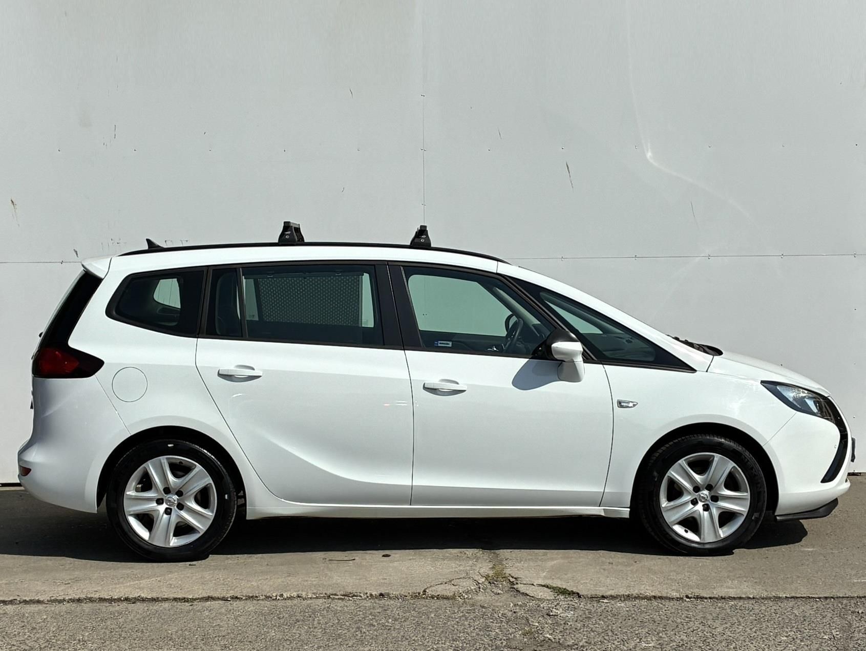 Opel Zafira, 1.4 TURBO 103kW - fotka 3