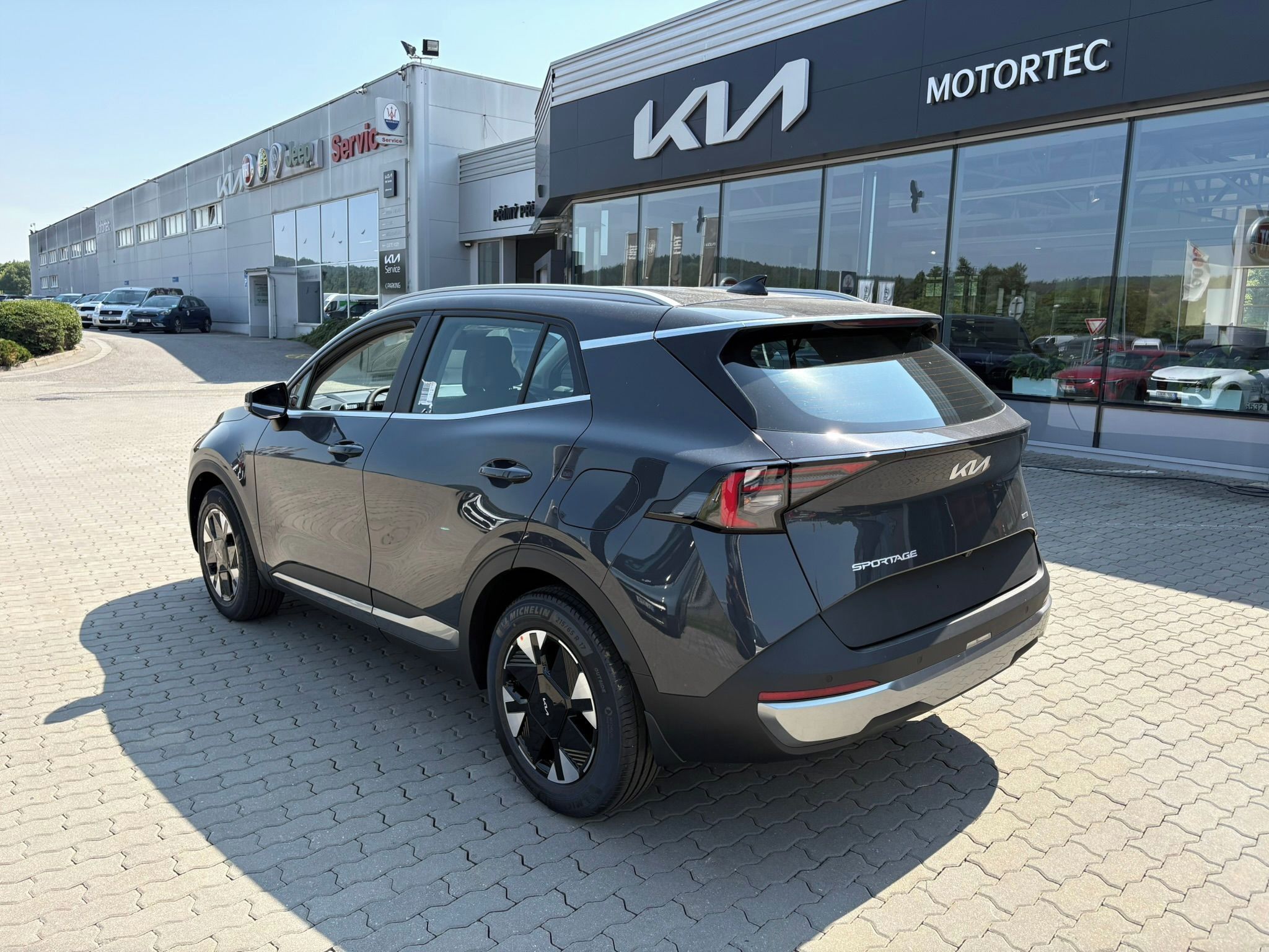 Kia Sportage, 1,6 T-GDi GPF 4x2 EXCLUSIVE (2 - fotka 5