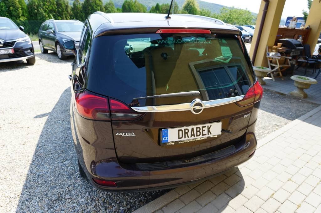 Opel Zafira, Tourer 2,0 96 kW - fotka 6