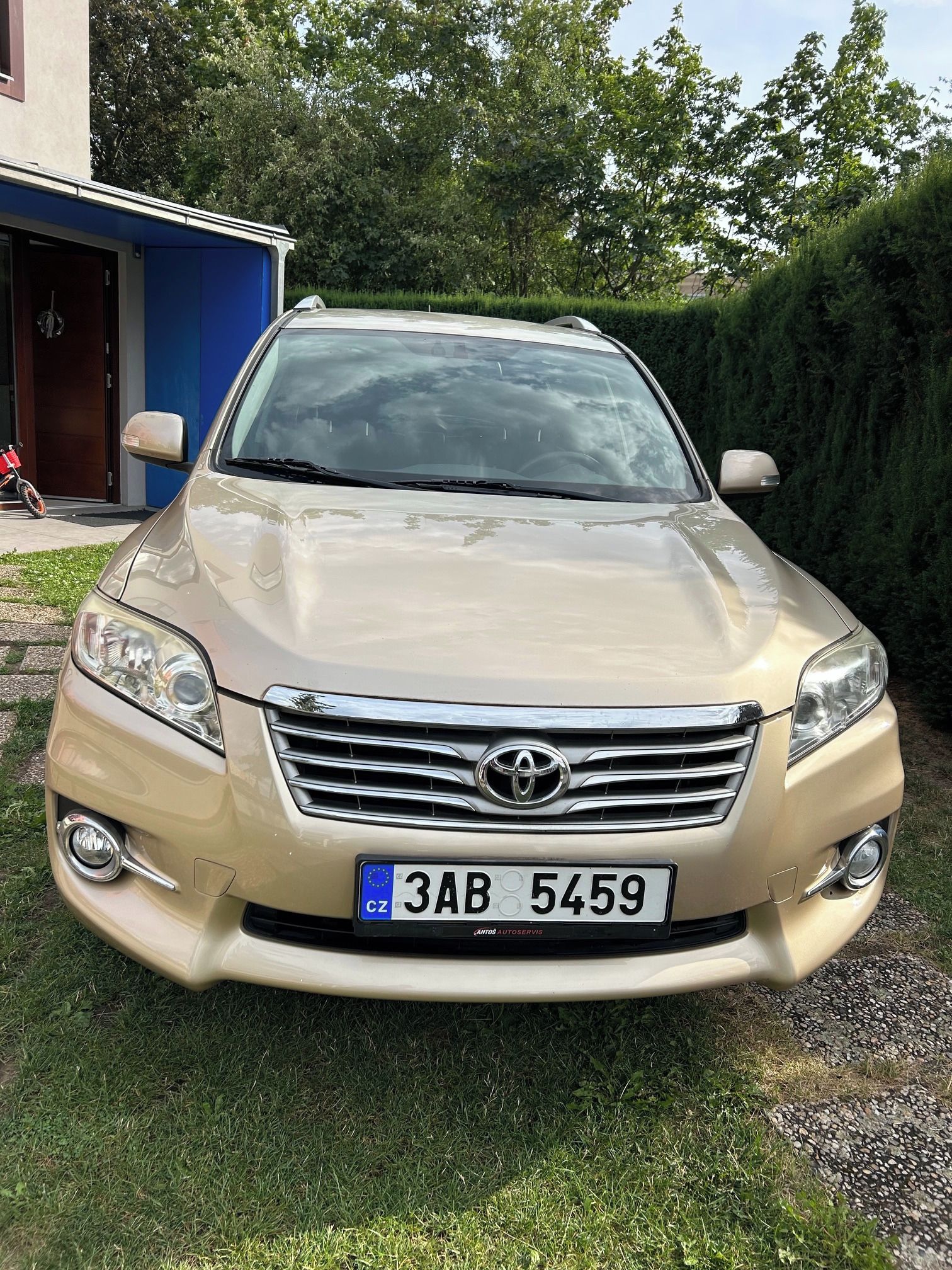 Toyota Rav4, 2.2 Diesel - fotka 4