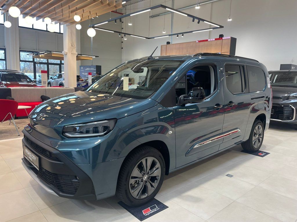 Toyota Proace City Verso, 1.5 D-4D M/T Family 7S - fotka 3