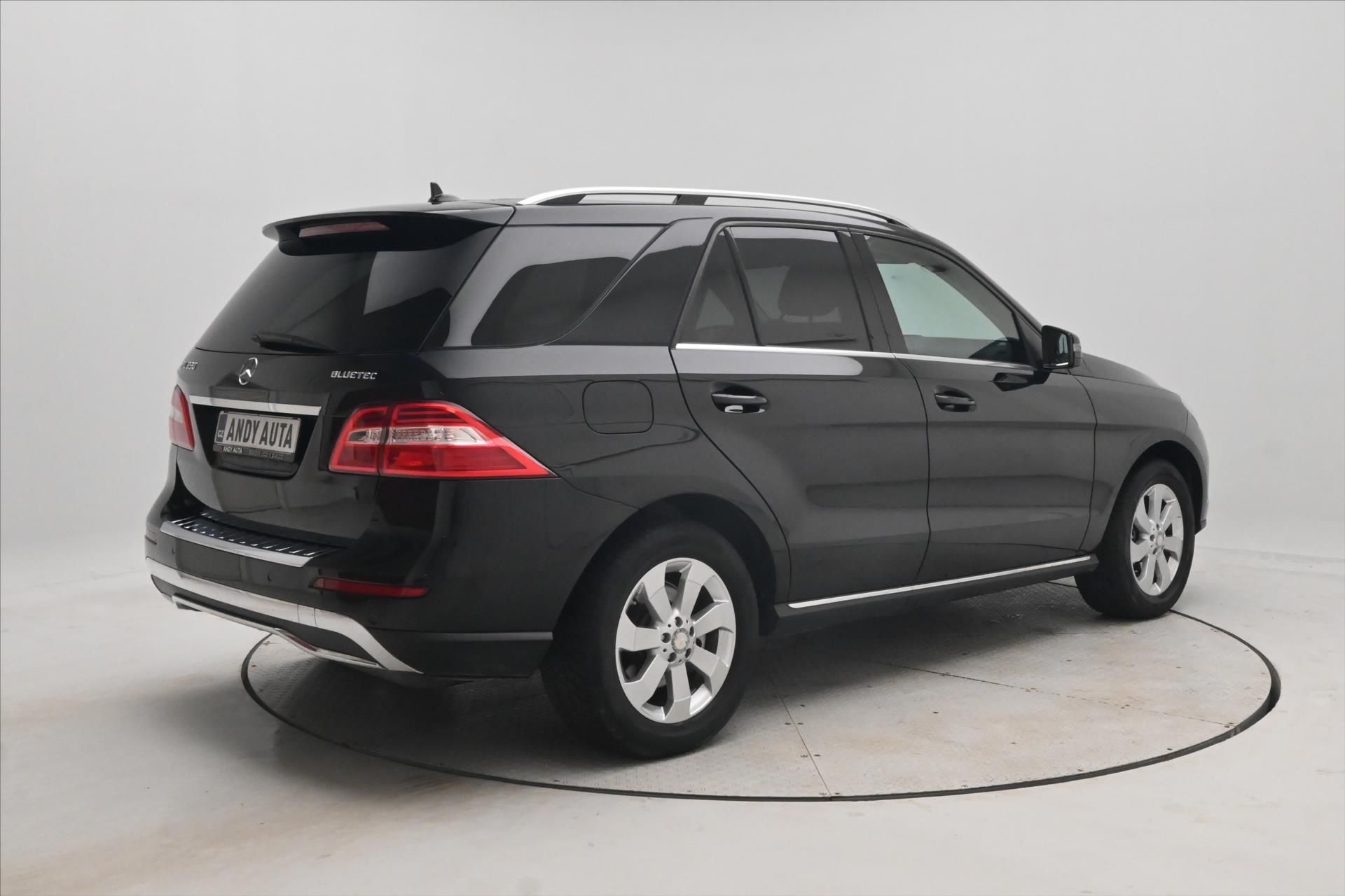 Mercedes-Benz Třídy M, 3,0 350 CDI 190 kW 4MATIC Záru - fotka 5