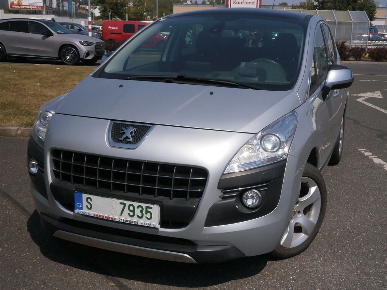 Peugeot 3008, JEN 99TKM AUTOMAT SERVISNI KN. - fotka 2