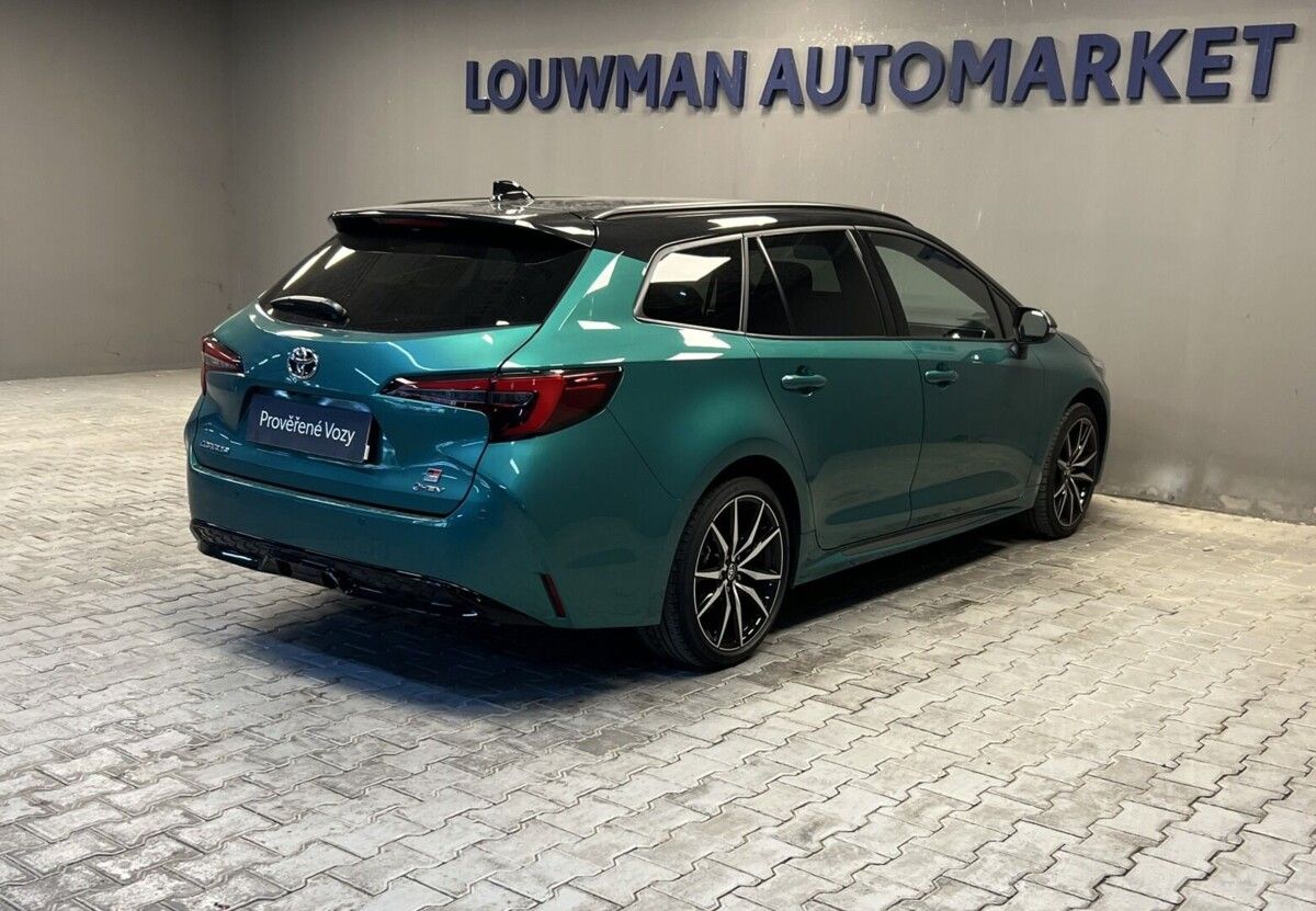 Toyota Corolla, 2,0 HYBRID AT GR SPORT JBL - fotka 3