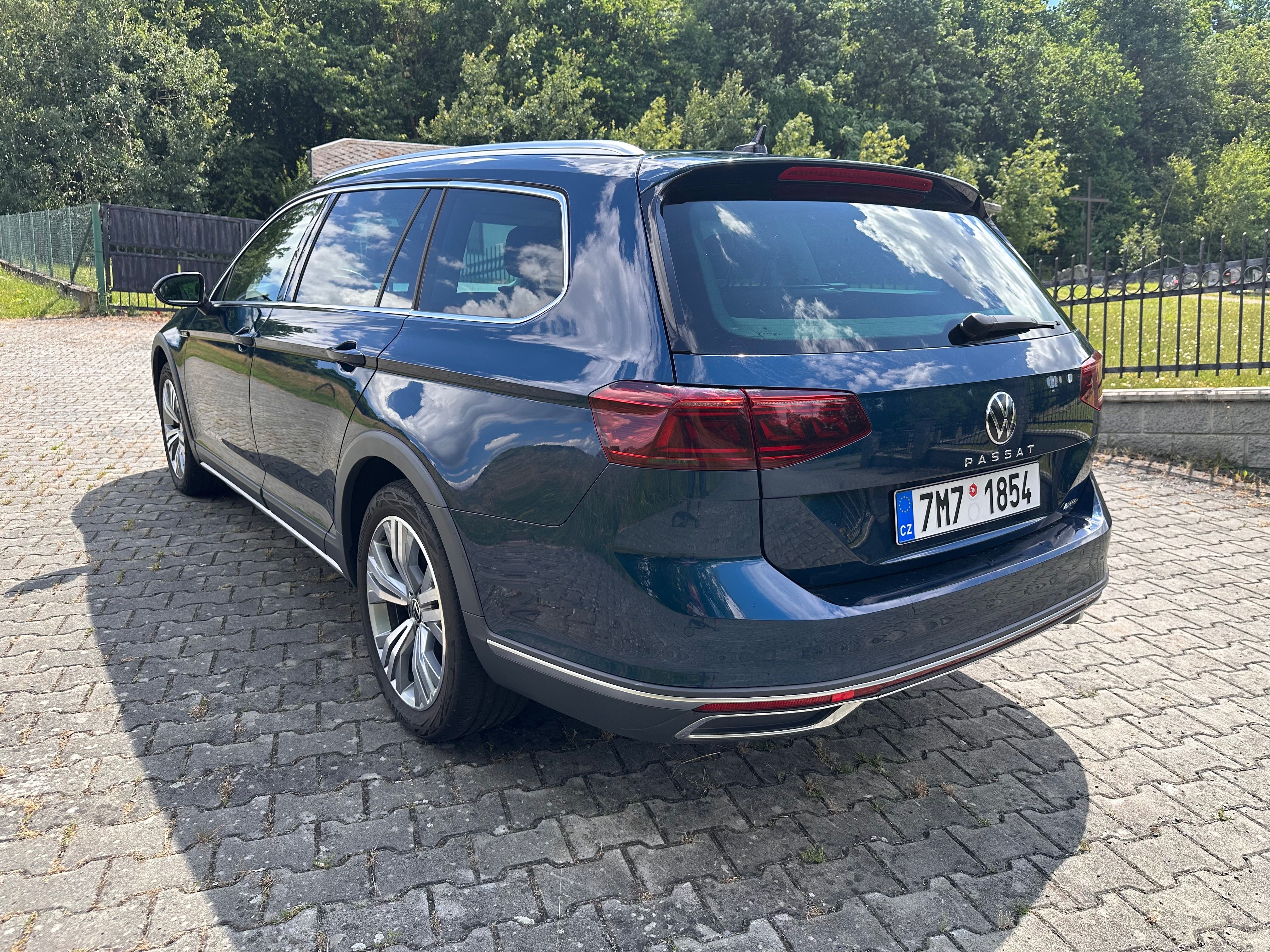 Volkswagen Passat, 2,0 TSI 206 kw - fotka 4