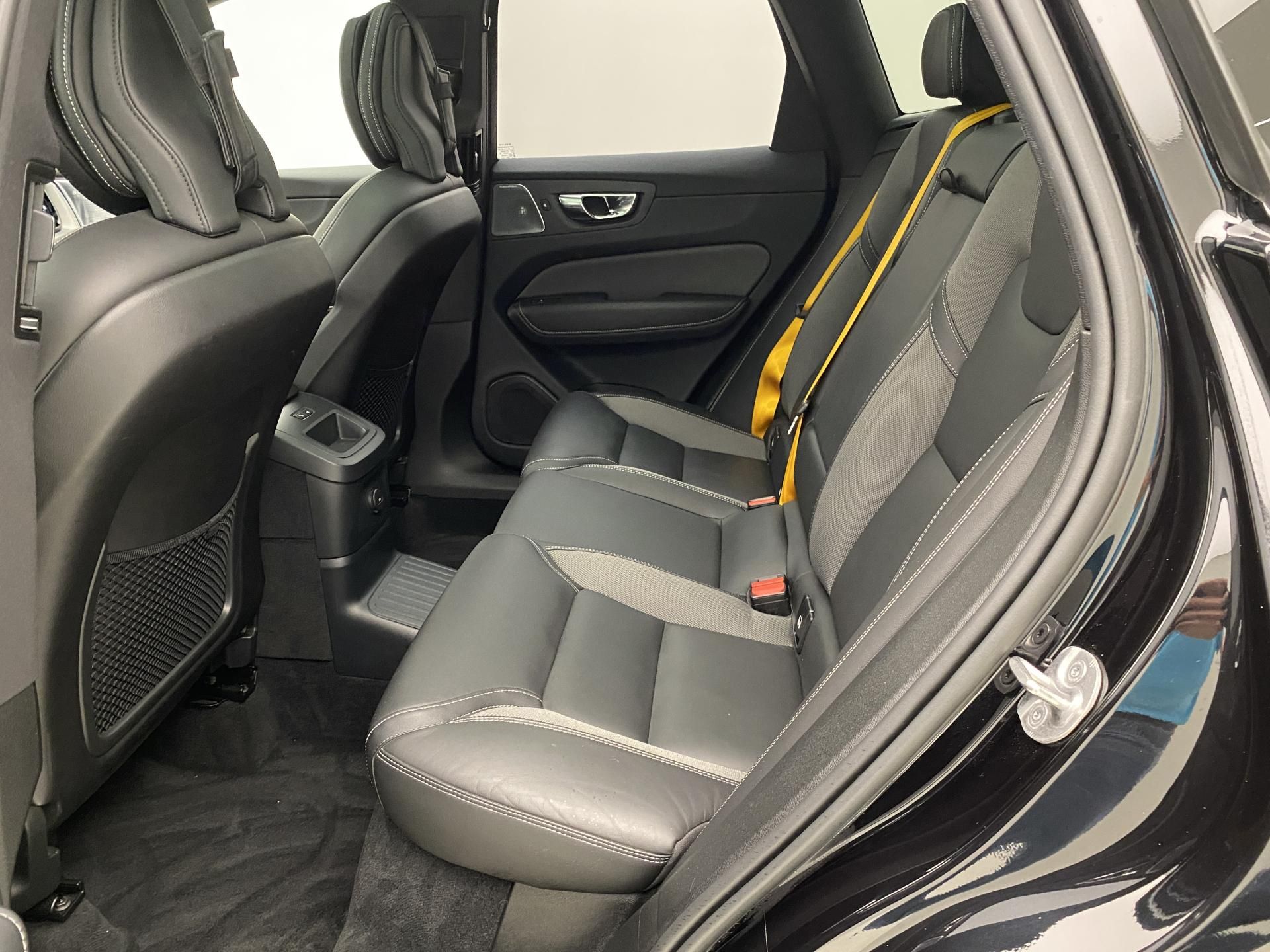 Volvo XC60, AWD POLESTAR AUT CZ 1.maj - fotka 5
