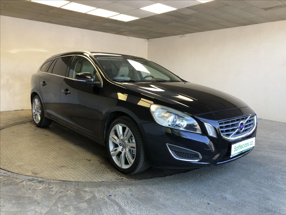 Volvo V60, 2,4 D