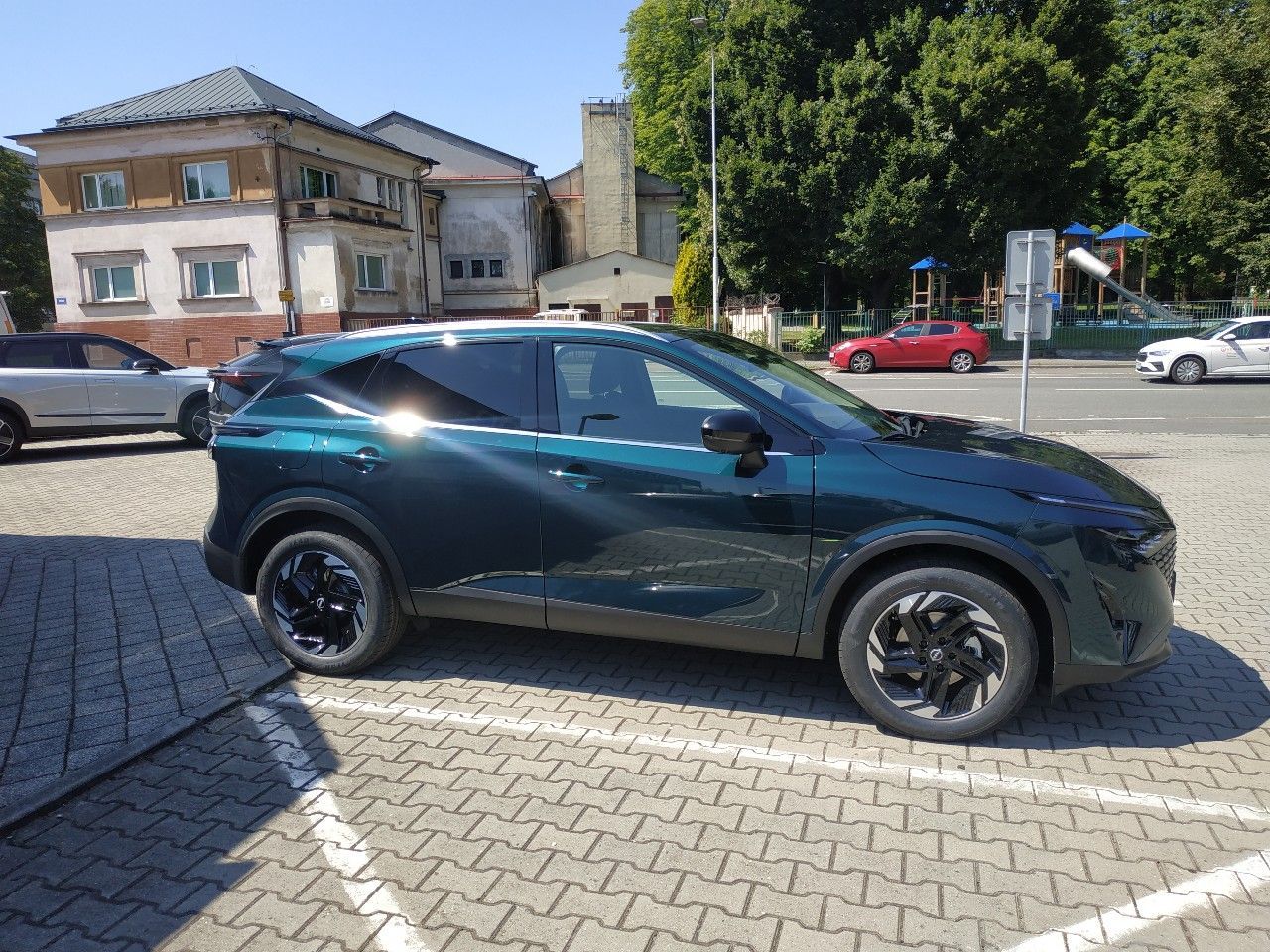 Nissan Qashqai, 1.3T mHEV AT,4WD, SKLADEM - fotka 4