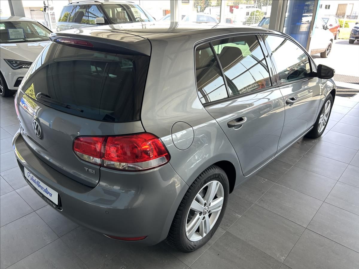 Volkswagen Golf, 1,2   TSI,SERVISKA,MATCH - fotka 6