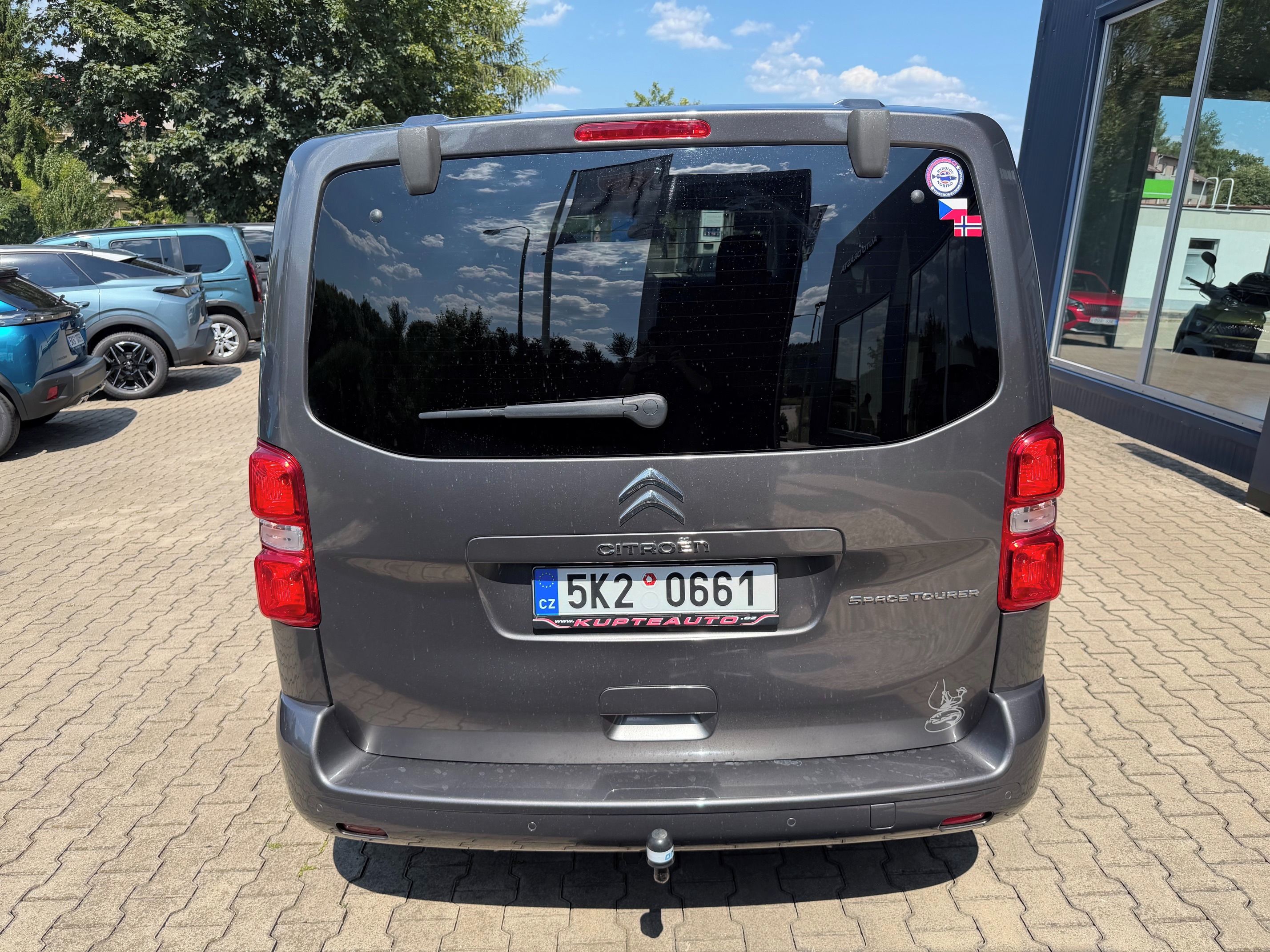 Citroën SpaceTourer, 2.0 BlueHDi 110kW MAN6 8 Míst - fotka 5