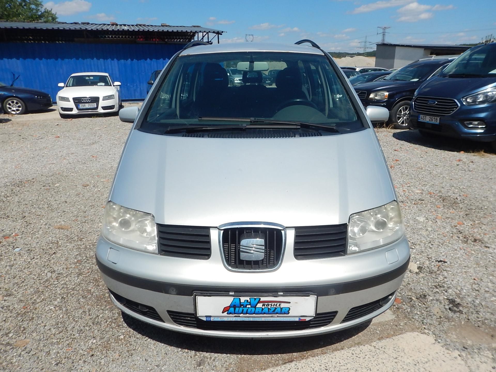Seat Alhambra, 1.9 TDi 85 kw - fotka 4