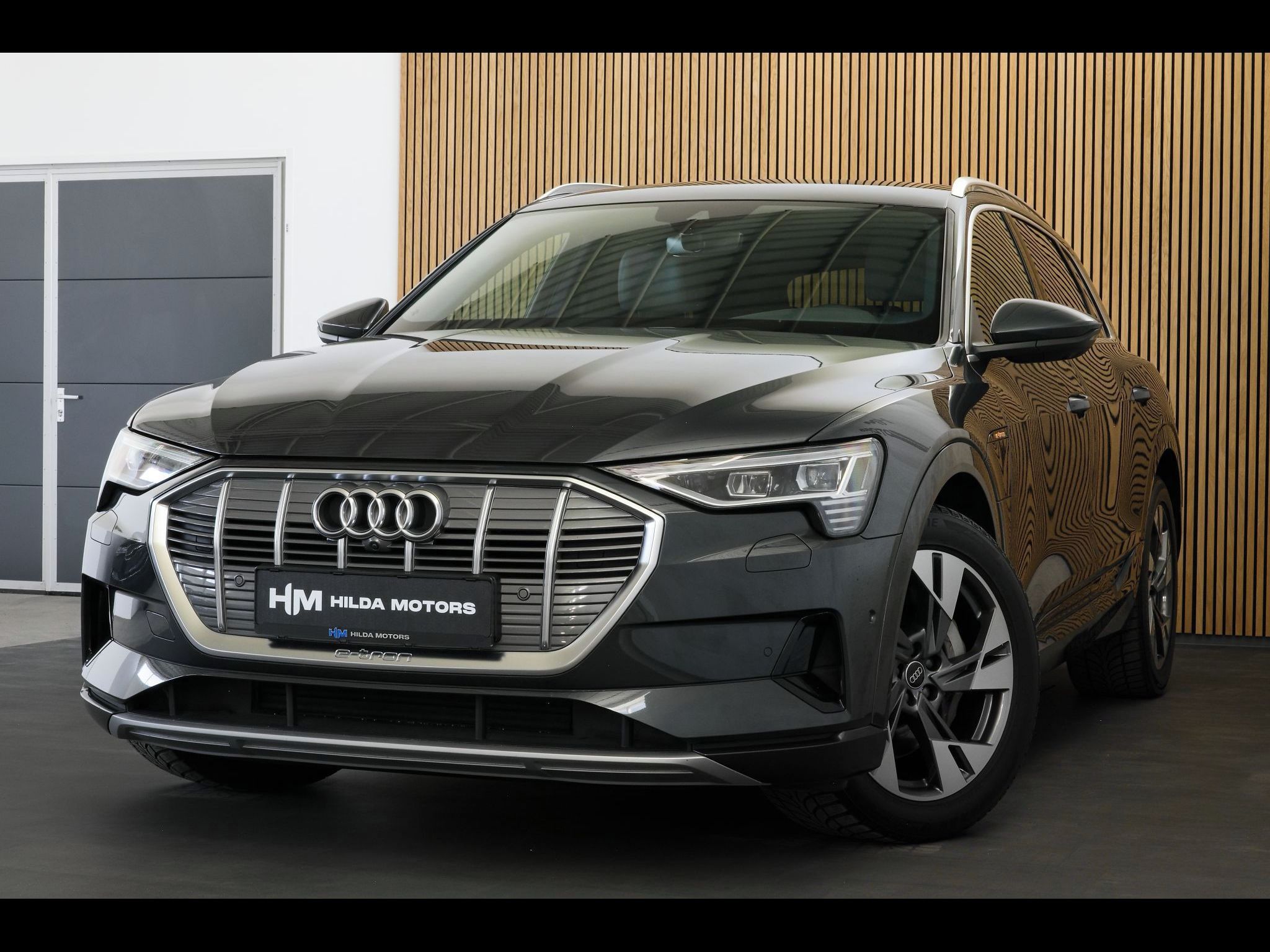Audi e-tron, 55 300kW Matrix Kessy Tažné - fotka 4
